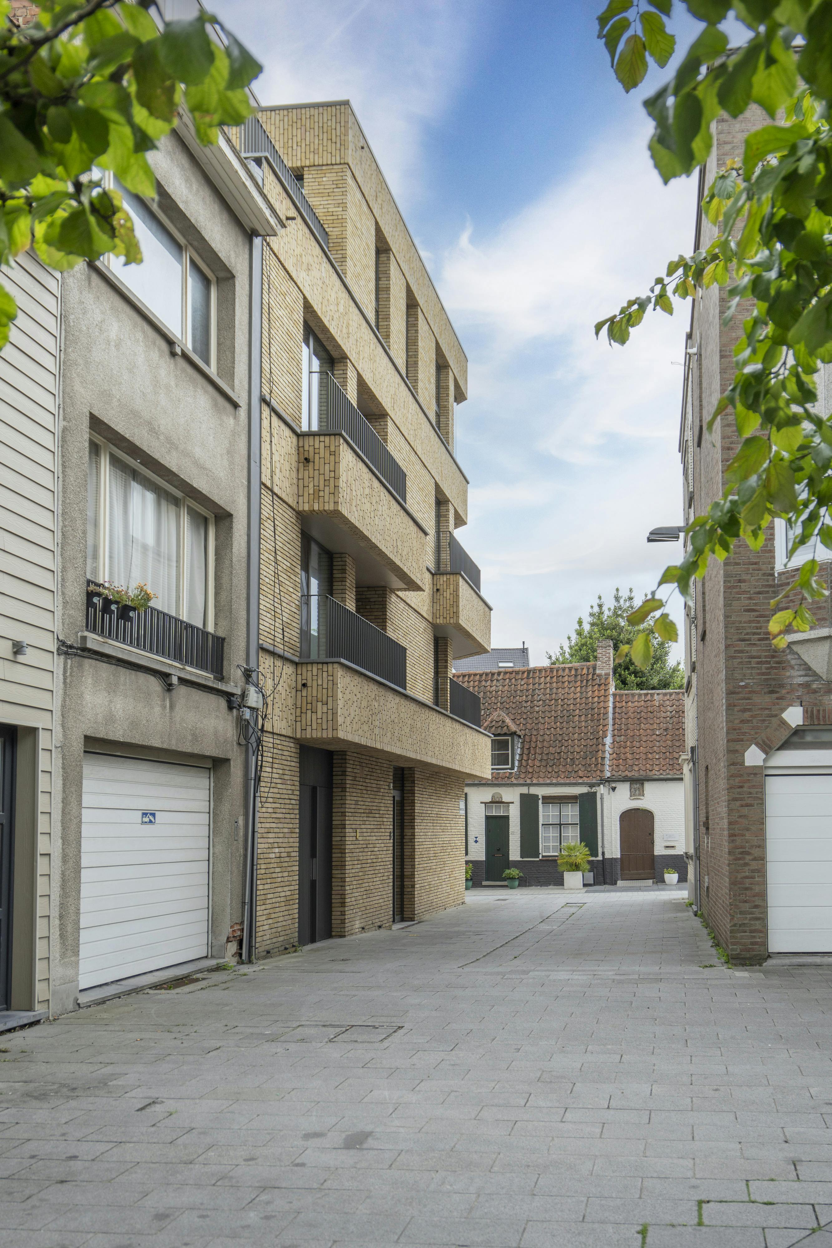 Instapklaar dakappartement / penthouse te koop in het centrum foto 4