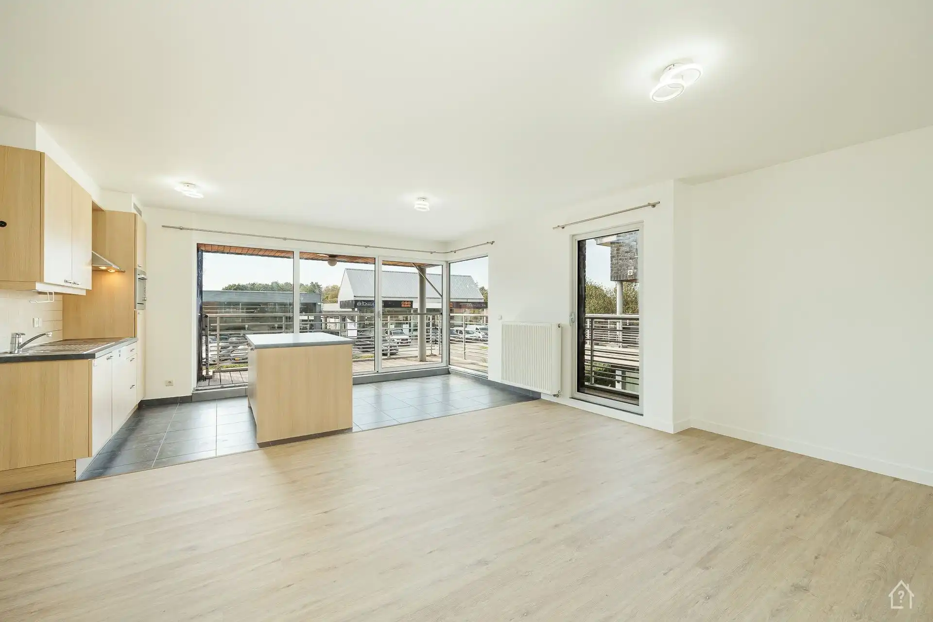 Zonnig 2 Slaapkamer Hoek-Appartement met Carport en staanpl. foto 2