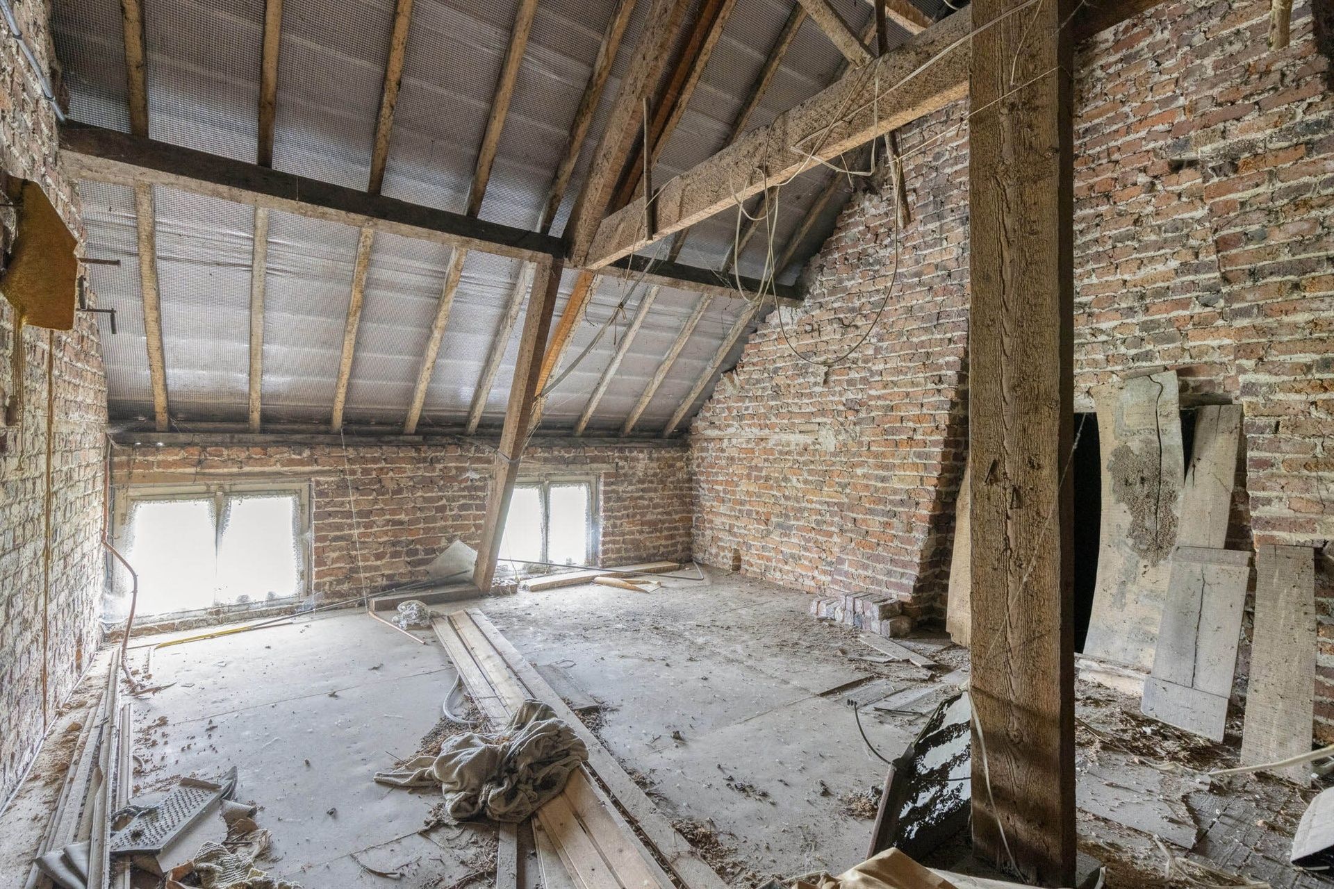 ONDER COMPROMIS! Landelijk zicht achter deze te renoveren woning  foto 14