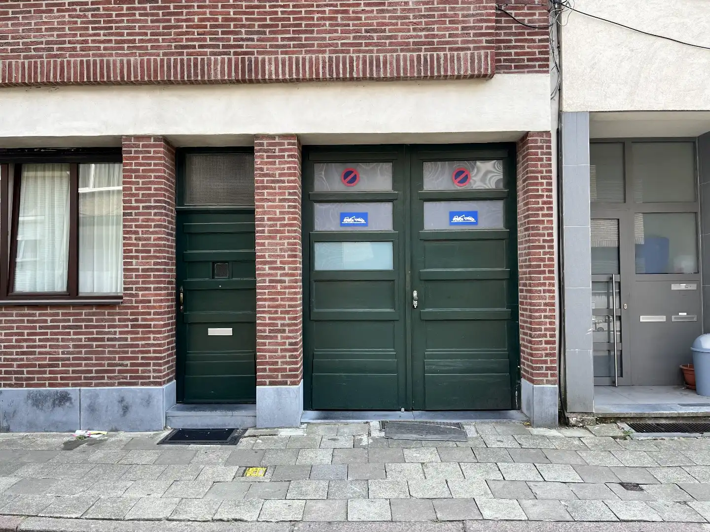 Overdekte autostaanplaats te huur foto 5