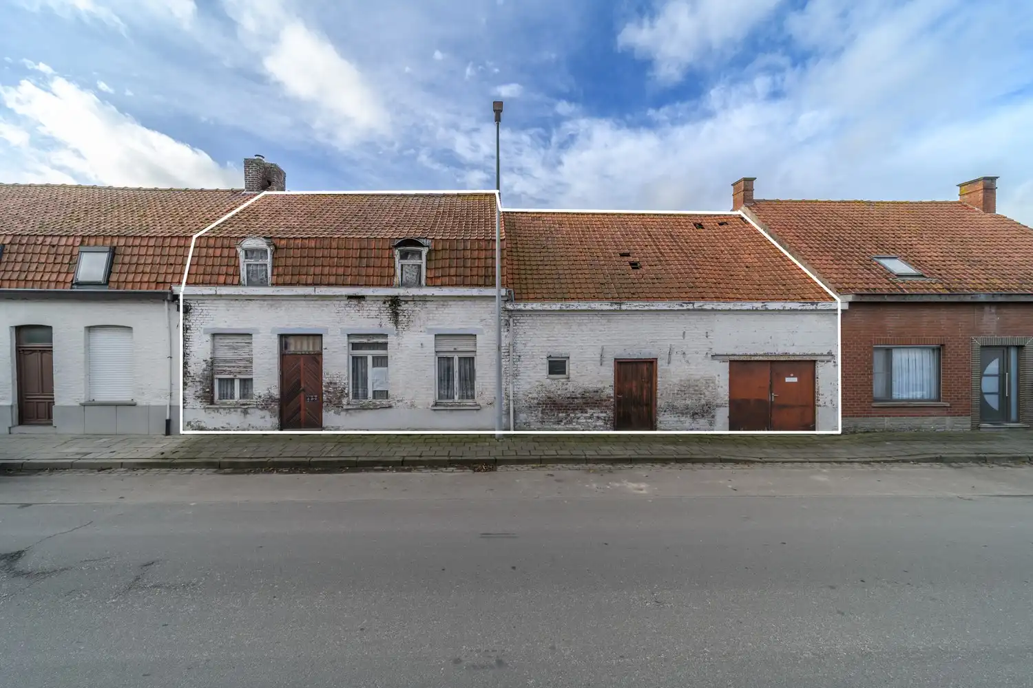 KROMBEKE: Afbraakpand op 730m² grondoppervlakte met goedgekeurde verkaveling voor 3 bouwloten, georiënteerd naar de avondzon. foto 4