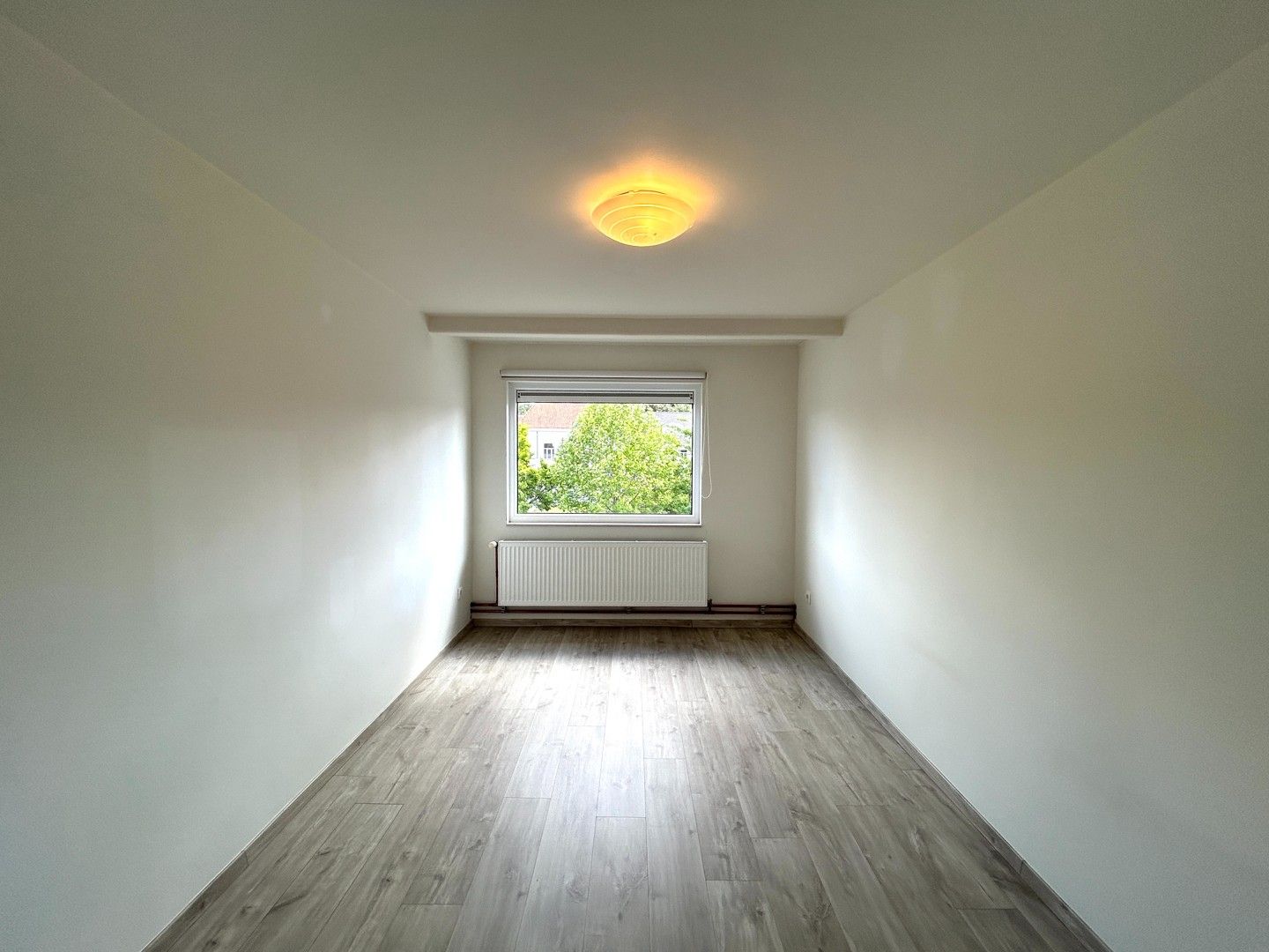 Instapklaar duplex-appartement met 3 slaapkamers in centrum Tielt! foto 12