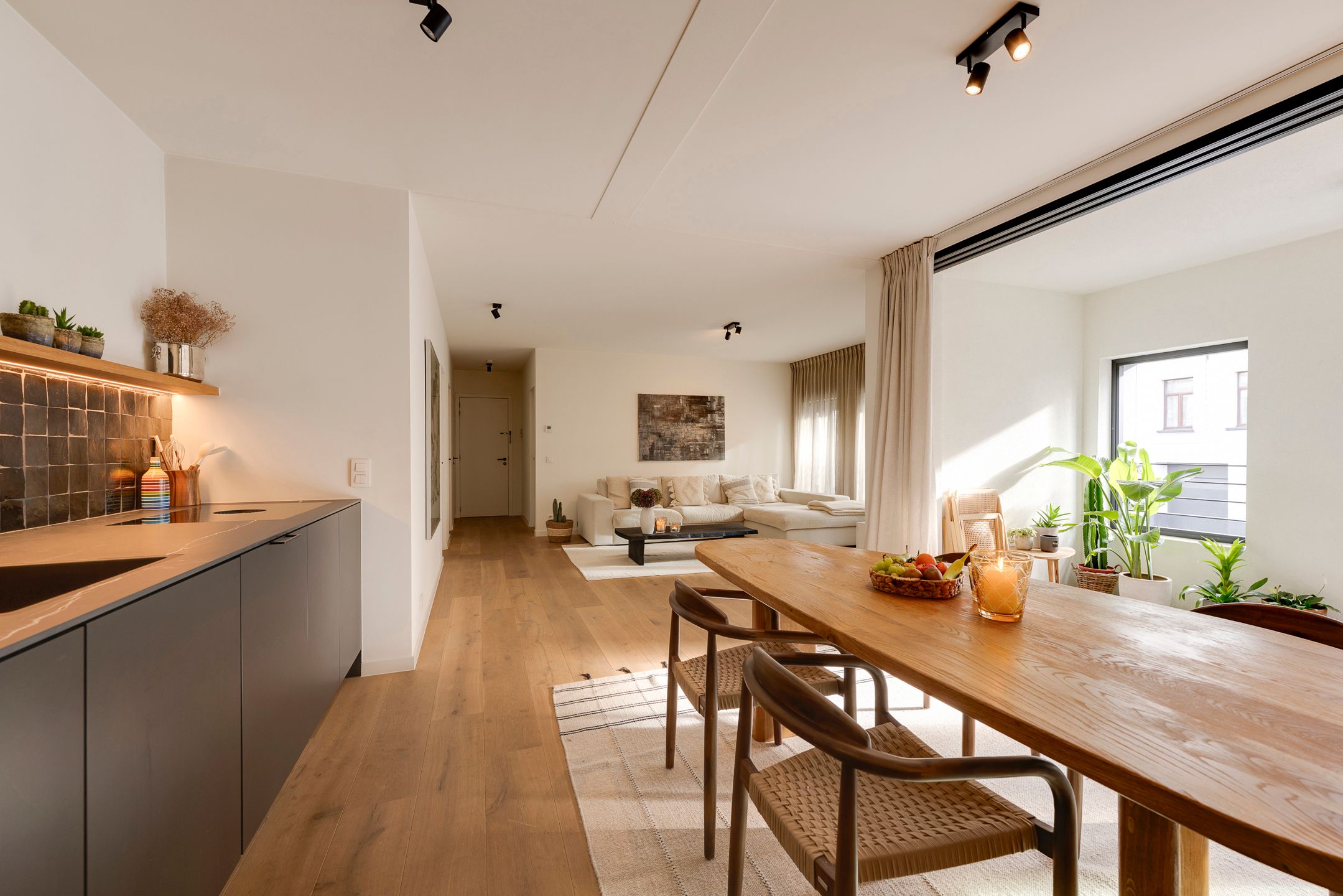 Luxueus nieuw app met 2 terrassen + 2 parkings vlakbij Zuid foto 6