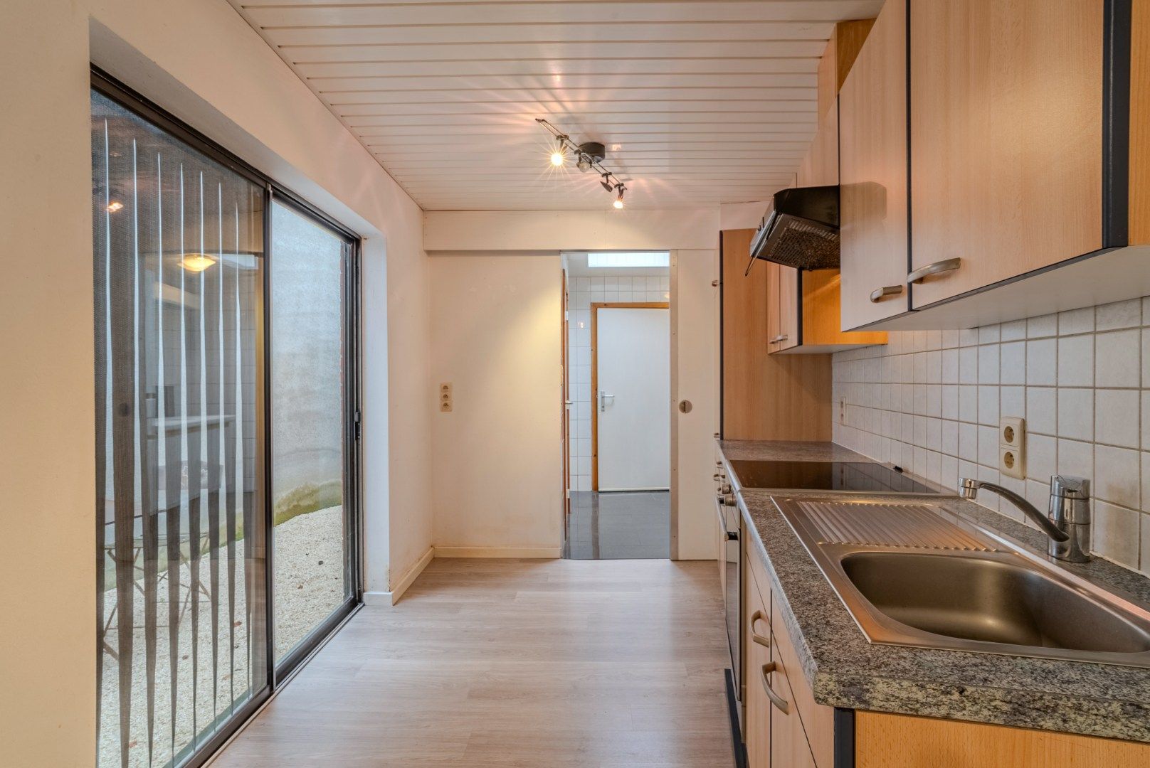 Starterswoning op een centrale ligging foto 6