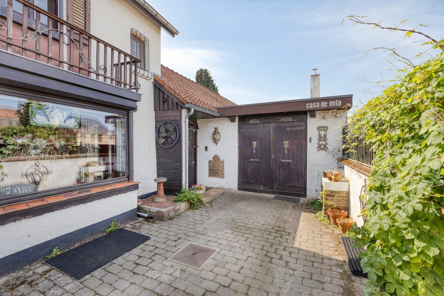 Karaktervolle woning op ruim perceel in Neerharen/Lanaken foto 6