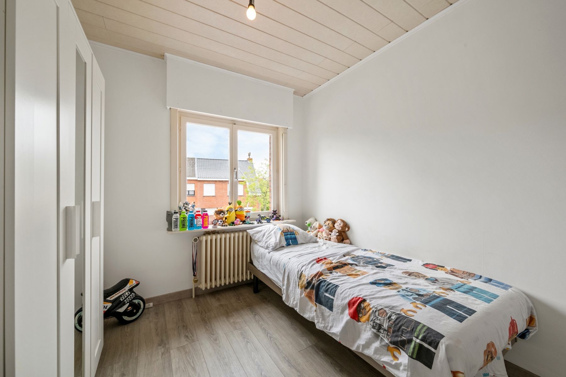 Rustig gelegen, lichtrijke & instapklare rijwoning te Brugge foto 15