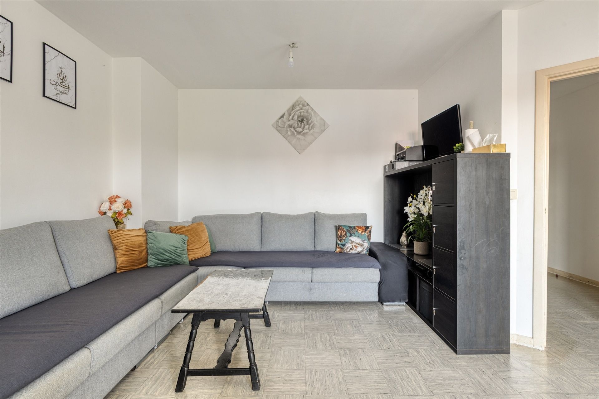 IN OPTIE !!! Opbrengsteigendom met 2 appartementen + 6 autostallingen foto 8