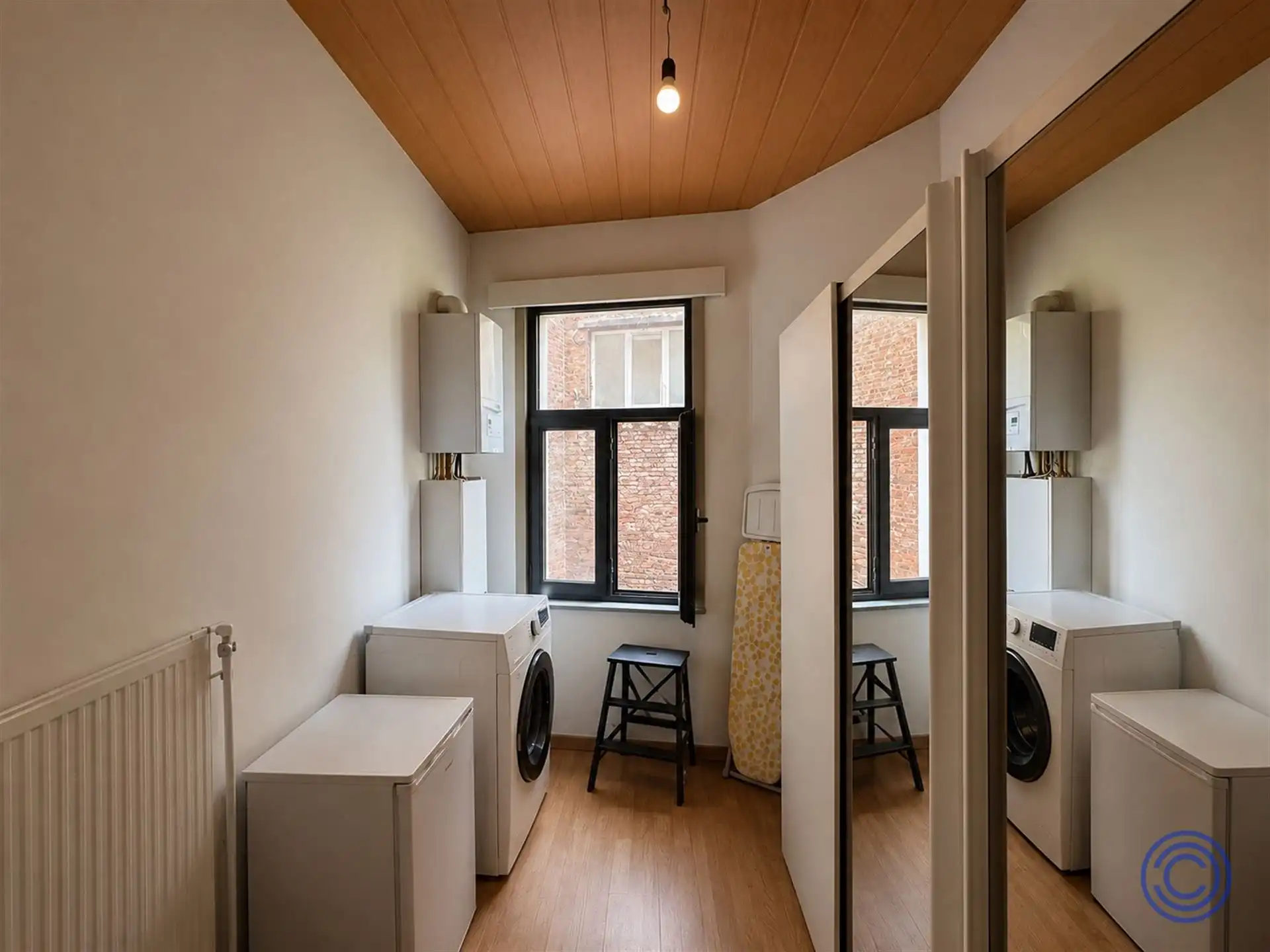 Lichtrijk 1-slpk appartement met lift en open keuken in hartje Antwerpen! foto 5