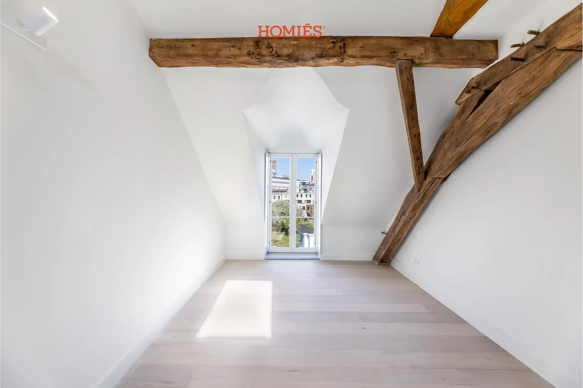 Exclusieve loft in historisch pand in hartje Leuven foto 4
