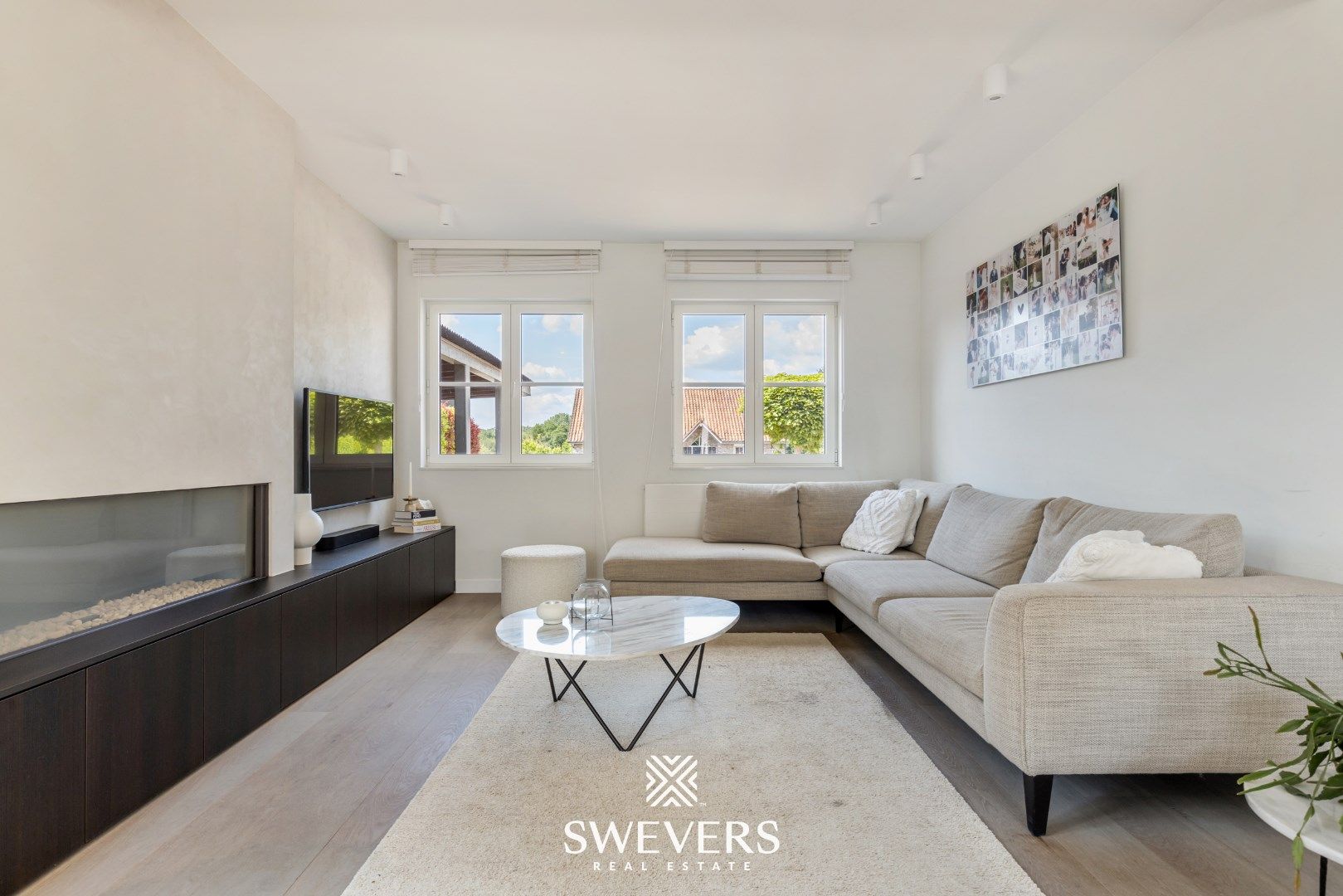 Knap gerenoveerde woning met praktijk/handelsruimte te Laak foto 4