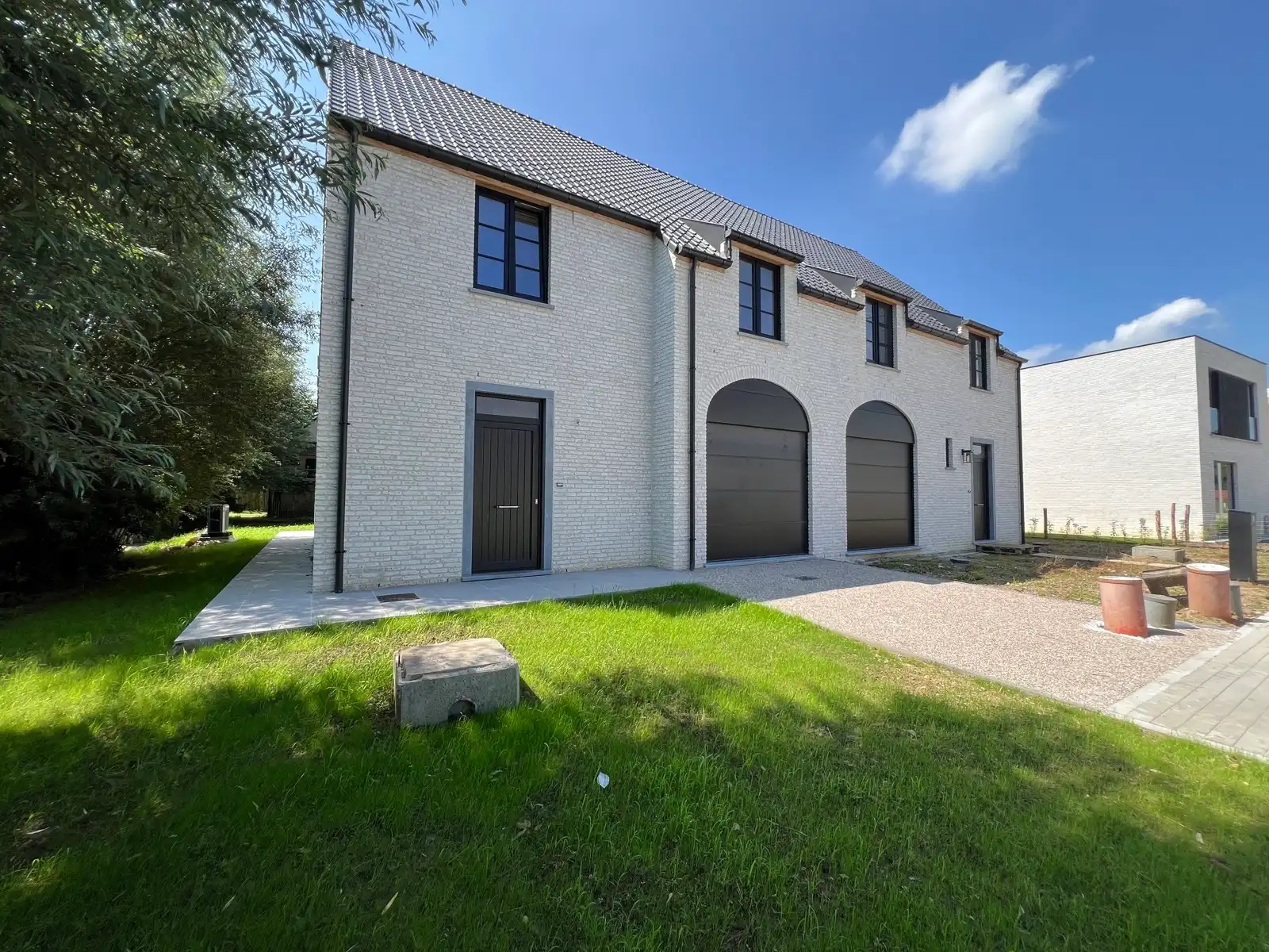 Landelijke woning met 5 slaapkamers op prachtlocatie foto 28