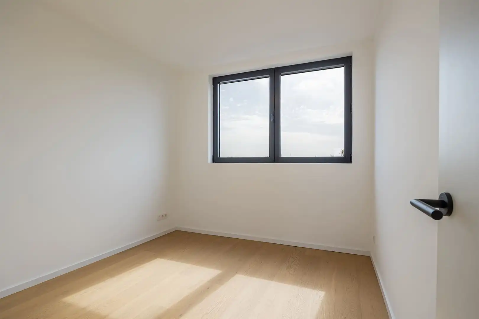 NIEUWBOUWAPPARTEMENT onder registratierechten  foto 10