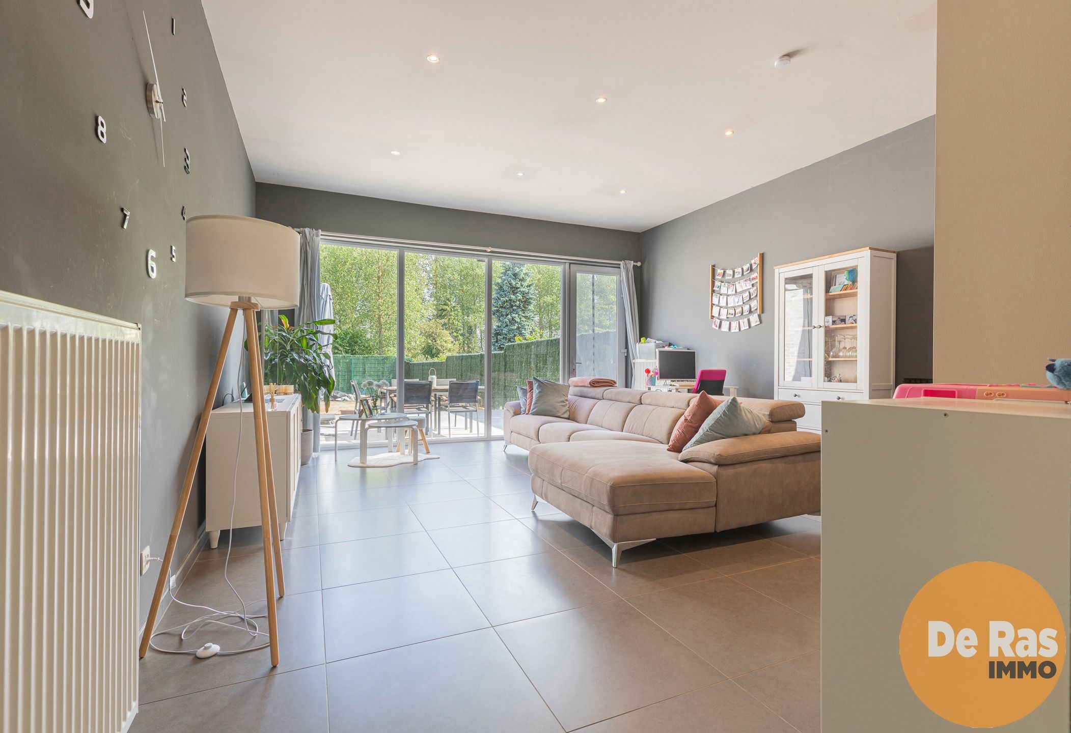 HERZELE - Gelijkvloers appartement met 2 slaapkamers en tuin foto 12