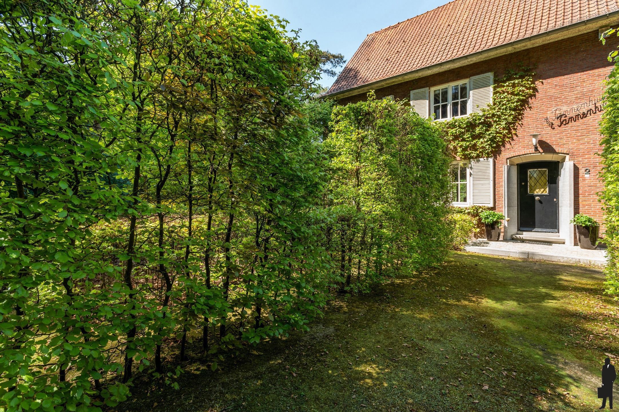 AUTHENTIEKE VILLA MET PARKTUIN EN VERKAVELINGSPOTENTIEEL foto 28
