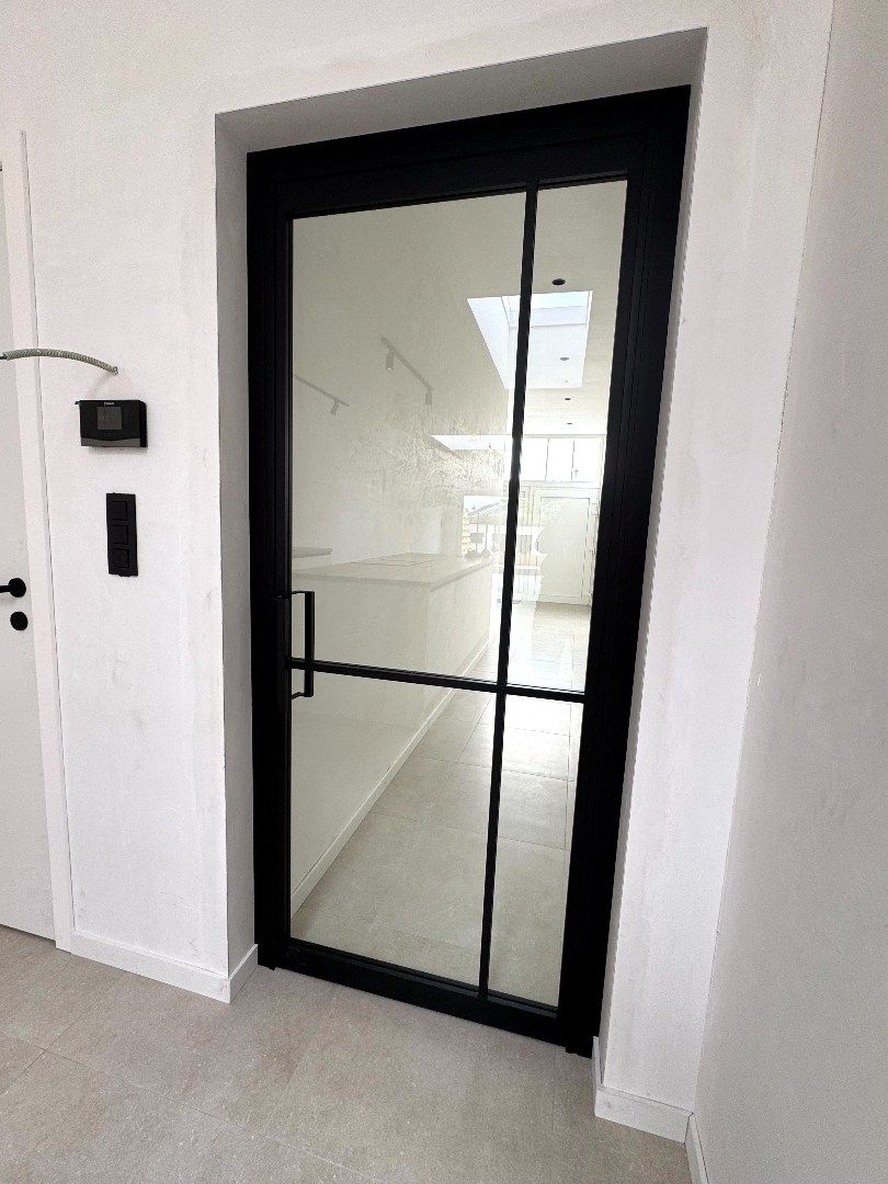 GERENOVEERDE WONING MET 3 SLPKS, TUIN EN GARAGE foto 19