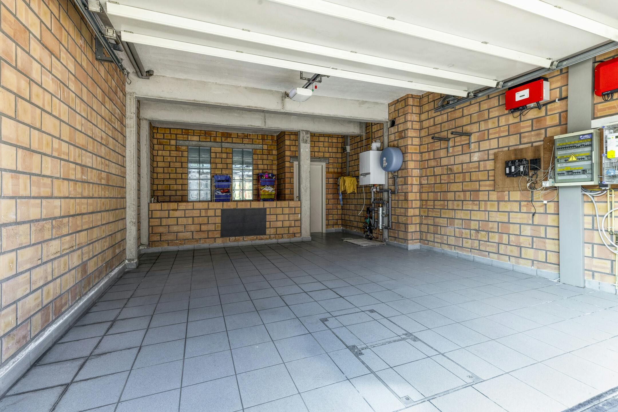 Prachtig woon- en handelspand te koop te centrum Eernegem foto 28