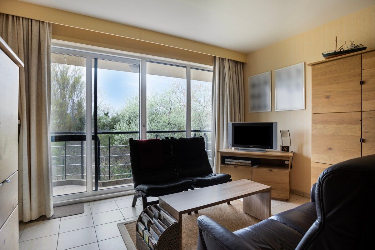 Schitterend gelegen appartement met twee slaapkamers te koop in Koksijde! foto 3