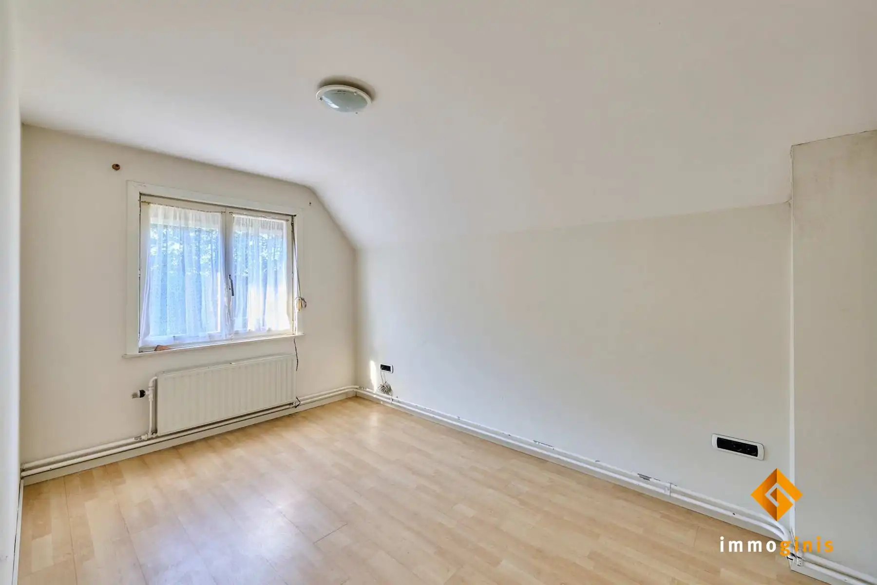 Woning met 3 slaapkamers op perceel van 59a50ca, in een rustige en groene omgeving. Ideaal voor dierenliefhebbers! foto 13