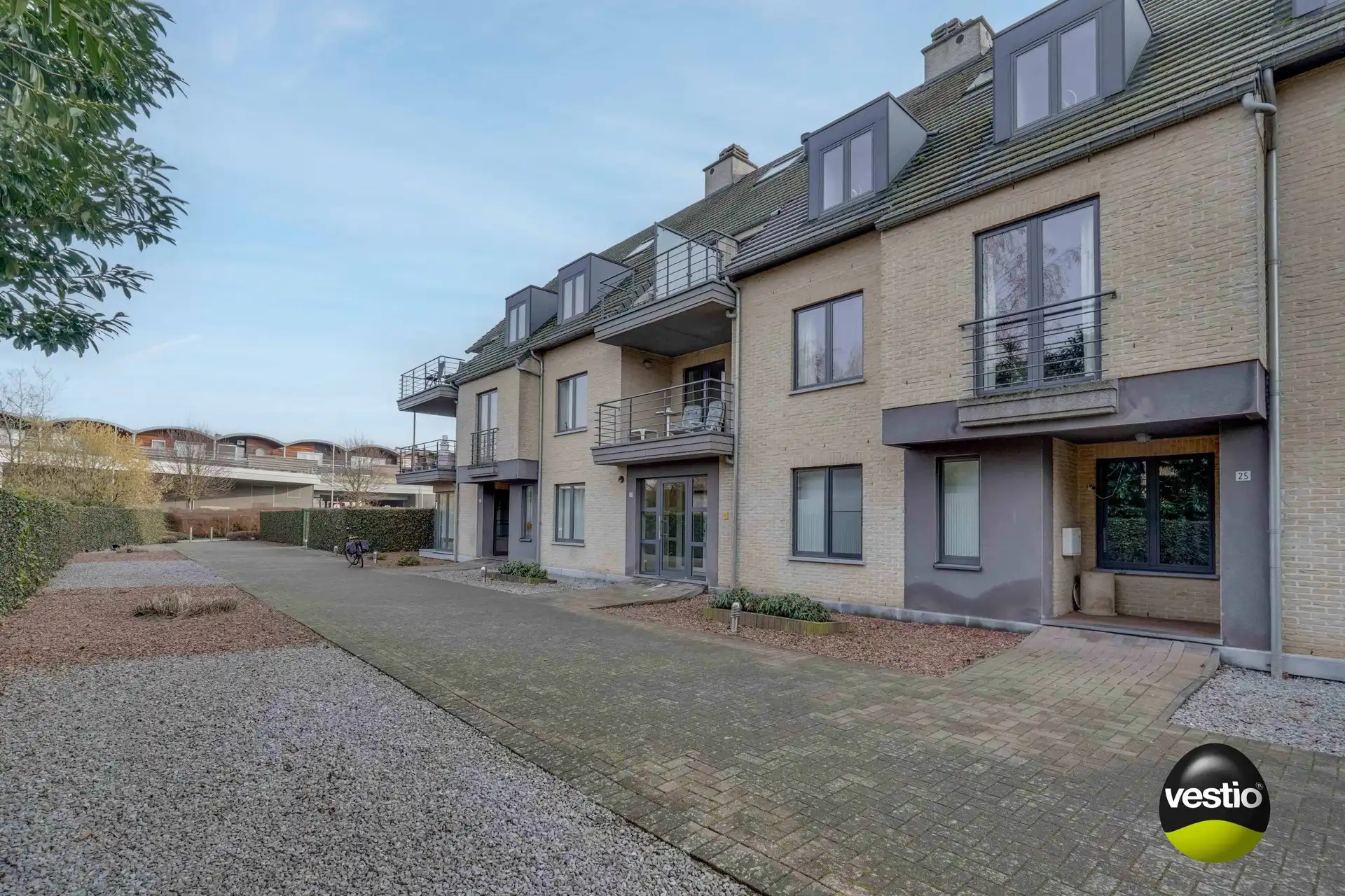 RUIM APPARTEMENT OP RUSTIGE LOCATIE AAN CENTRUM MAASEIK foto 27