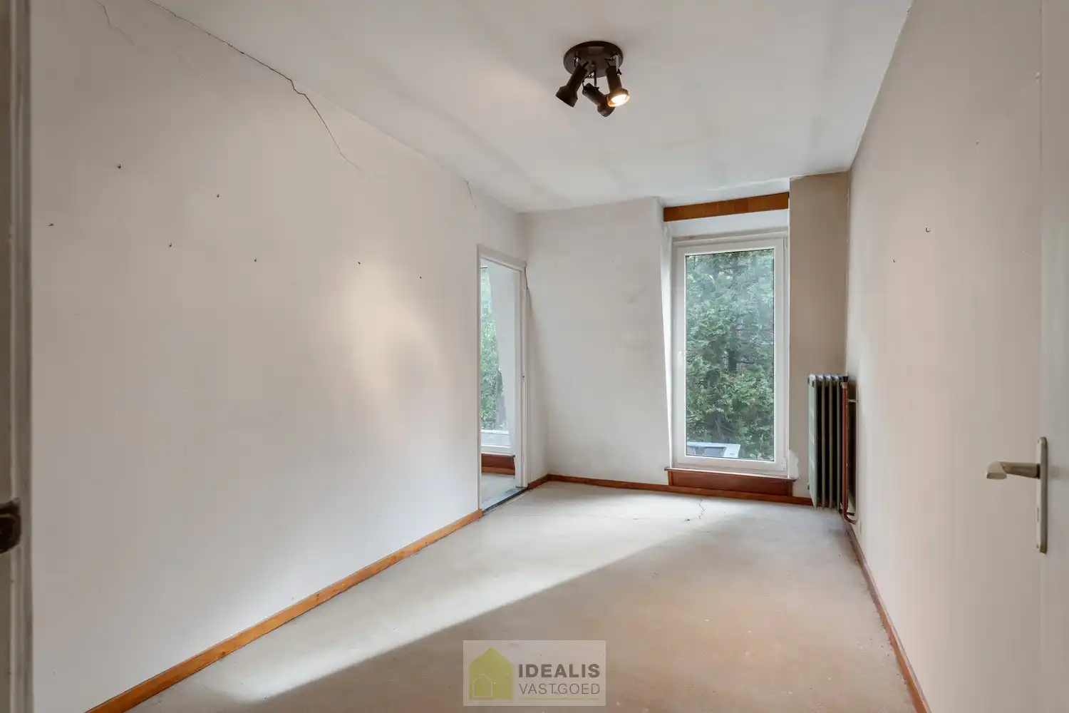 TE RENOVEREN WONING MET 5 SLAAPKAMERS OP EEN PRACHTIG PERCEEL VAN 15A 75CA OP EEN UITZONDERLIJKE RUSTIGE EN GROENE LIGGING IN EEN DE VILLAWIJK ACHEL STATIE foto 32