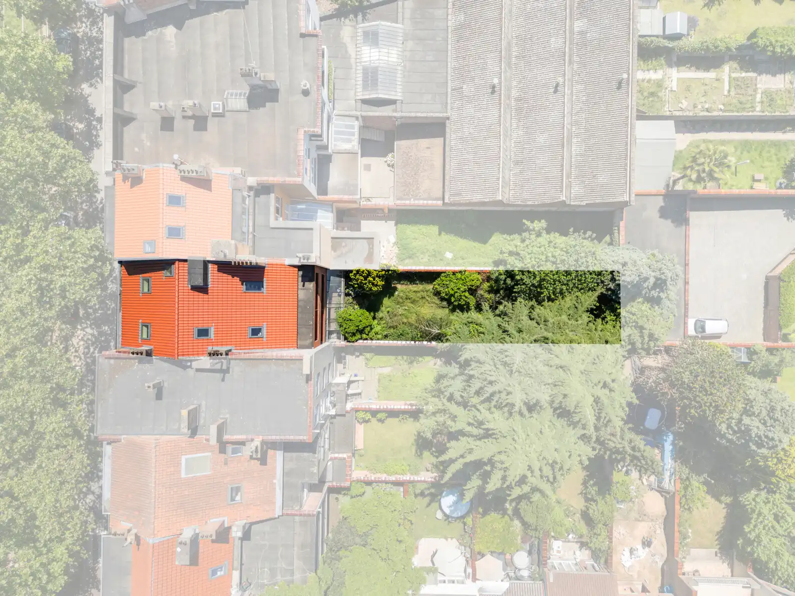 Tweegezinswonig met tuin en garage in Ganshoren foto 3