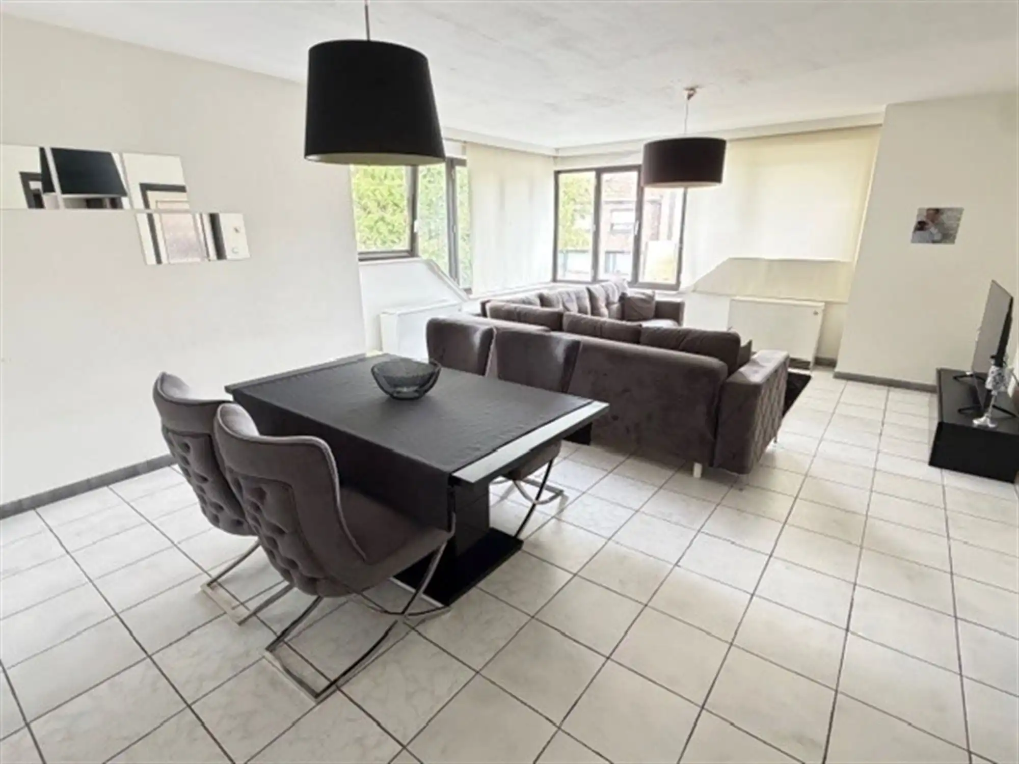 Zeer licht appartement met 2 slaapkamers foto 8