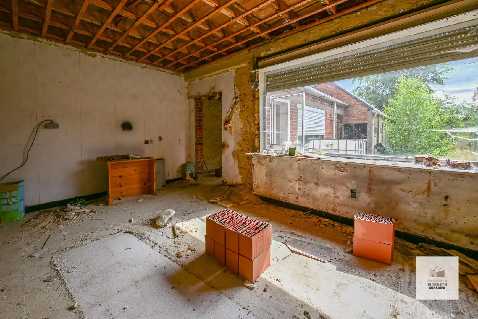 Te renoveren halfopen bebouwing op 1100m2 te Zwevezele foto 13