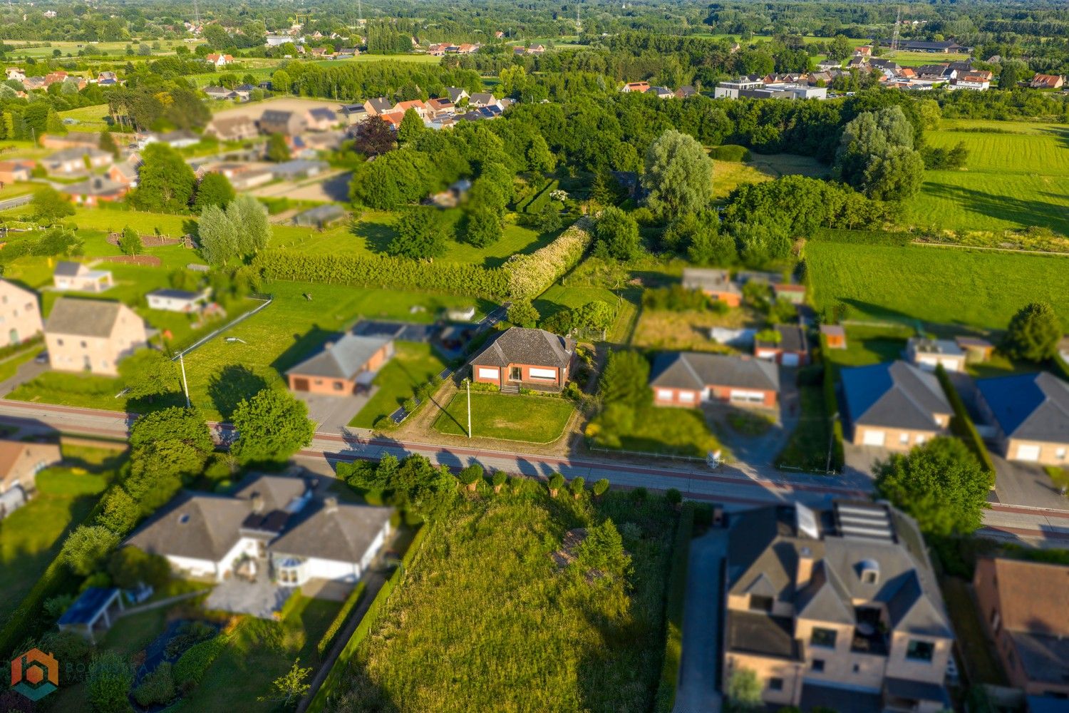 Charmante gezinswoning met 2 (mogelijks meer) slpkrs op een perceel van 4895 m². foto 32