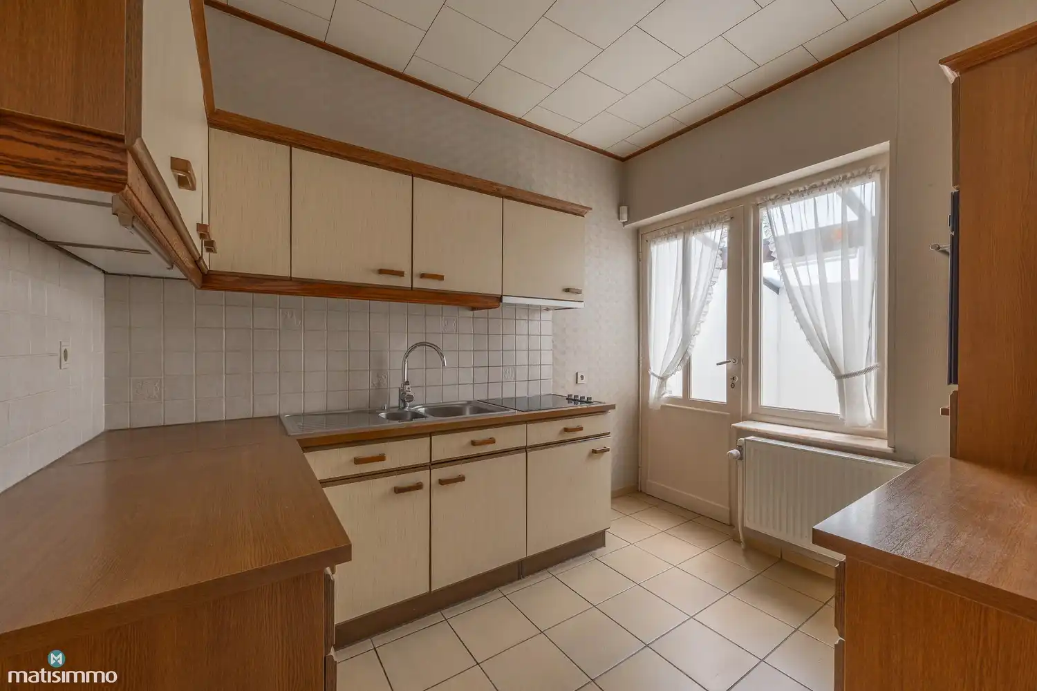 RUIME, VERZORGDE GEZINSWONING MET 3 SLAAPKAMERS EN UITGESTREKTE TUIN IN RIEMST foto 12