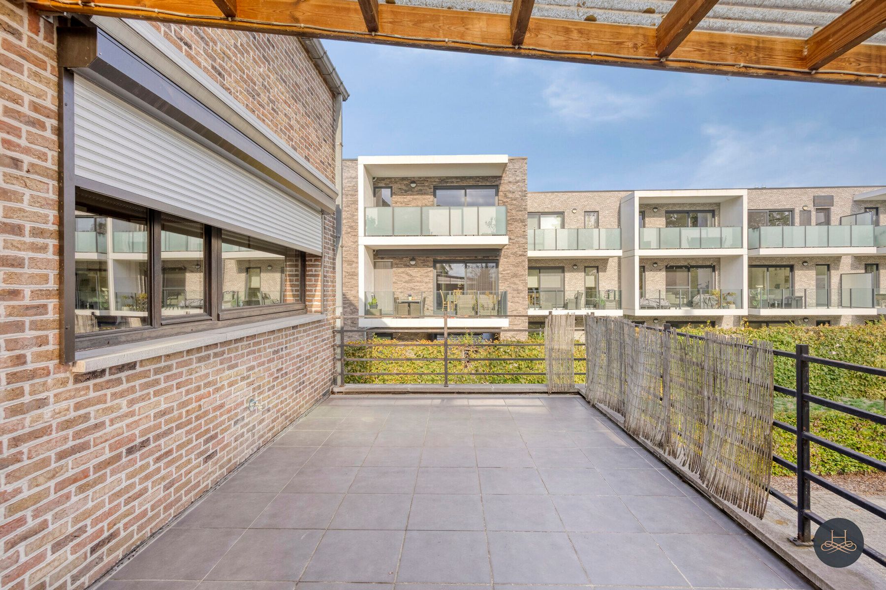 Ruime woning met handelsruimte en veel potentieel foto 29