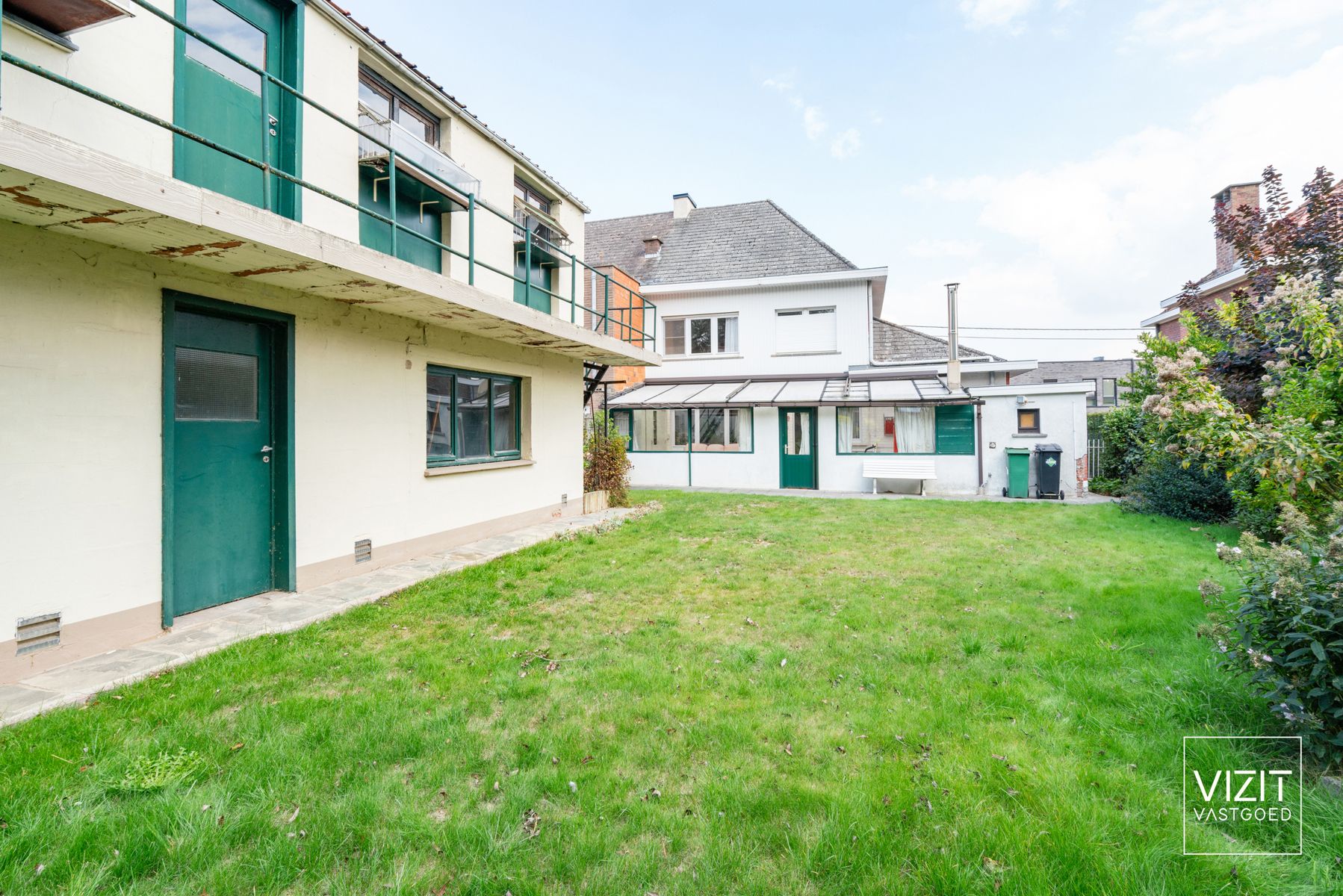 Karaktervolle woning in een rustige straat!  foto 3