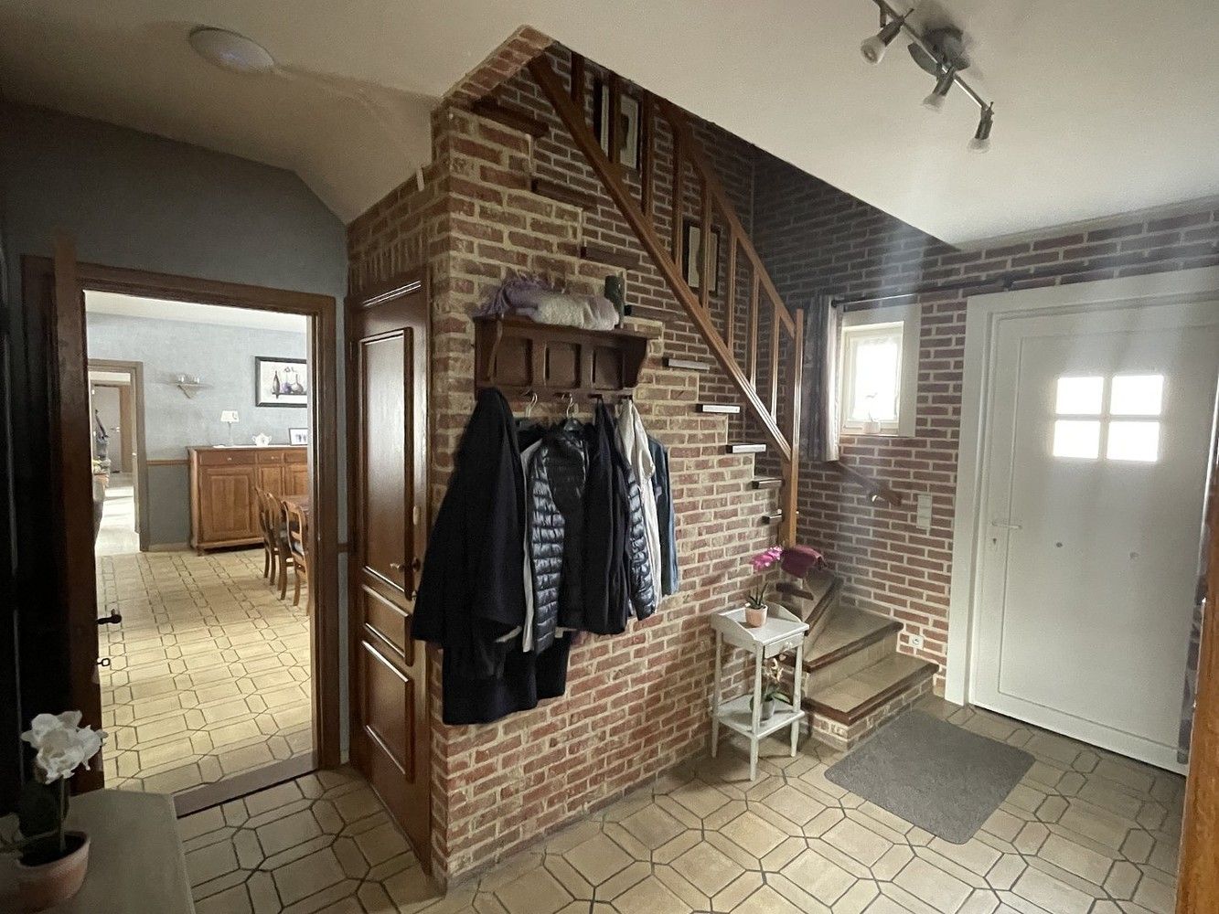Zeer ruime, perfect onderhouden villa van ca. 475m² - 6 kamers - 3 badkamers nabij centrum Overijse foto 4