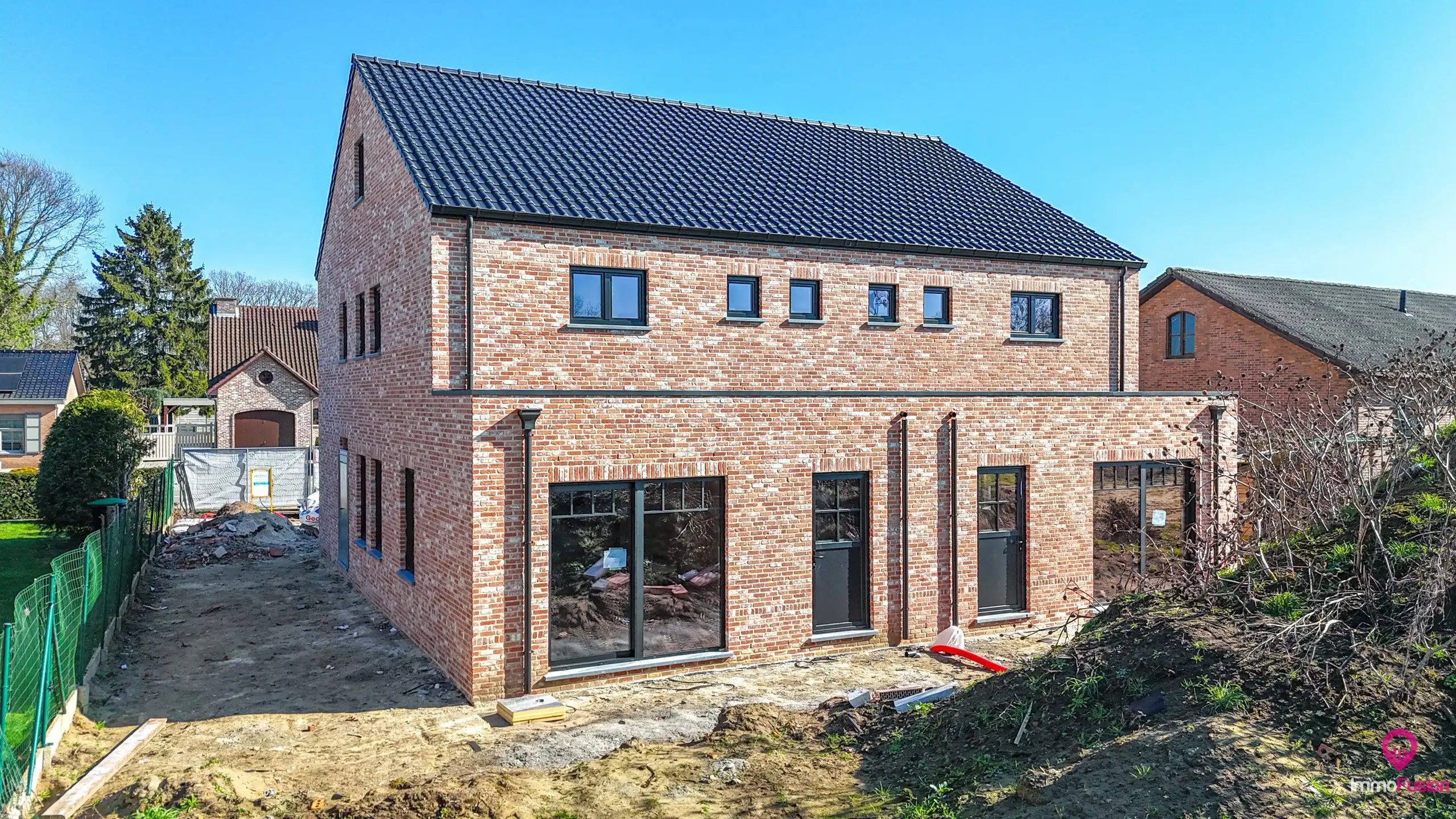 Tijdloze nieuwbouwwoning met 4 slpks + uitzicht op het groen! foto 14