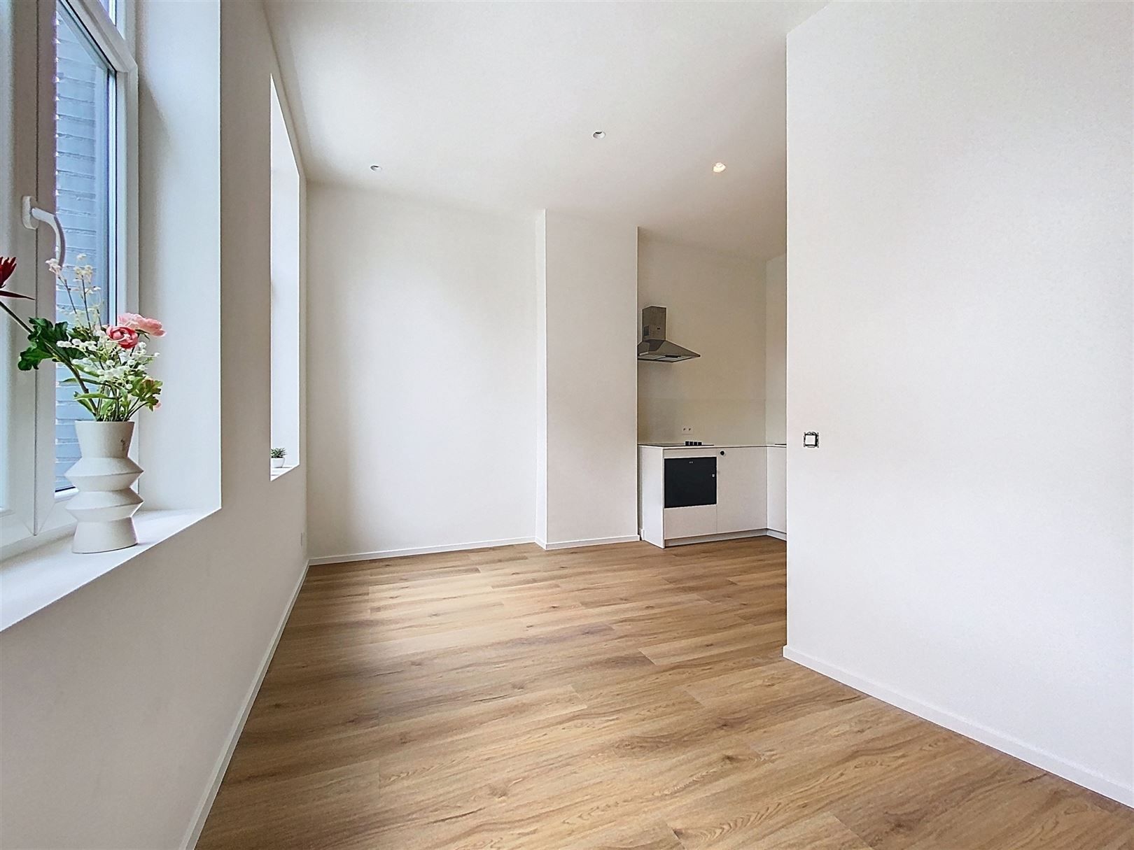 ()=>{if(producerUpdateValueVersion(node),producerAccessed(node),node.value===ERRORED)throw node.error;return node.value} Catharina Pepijnstraat 13/101 - 2000 Antwerpen