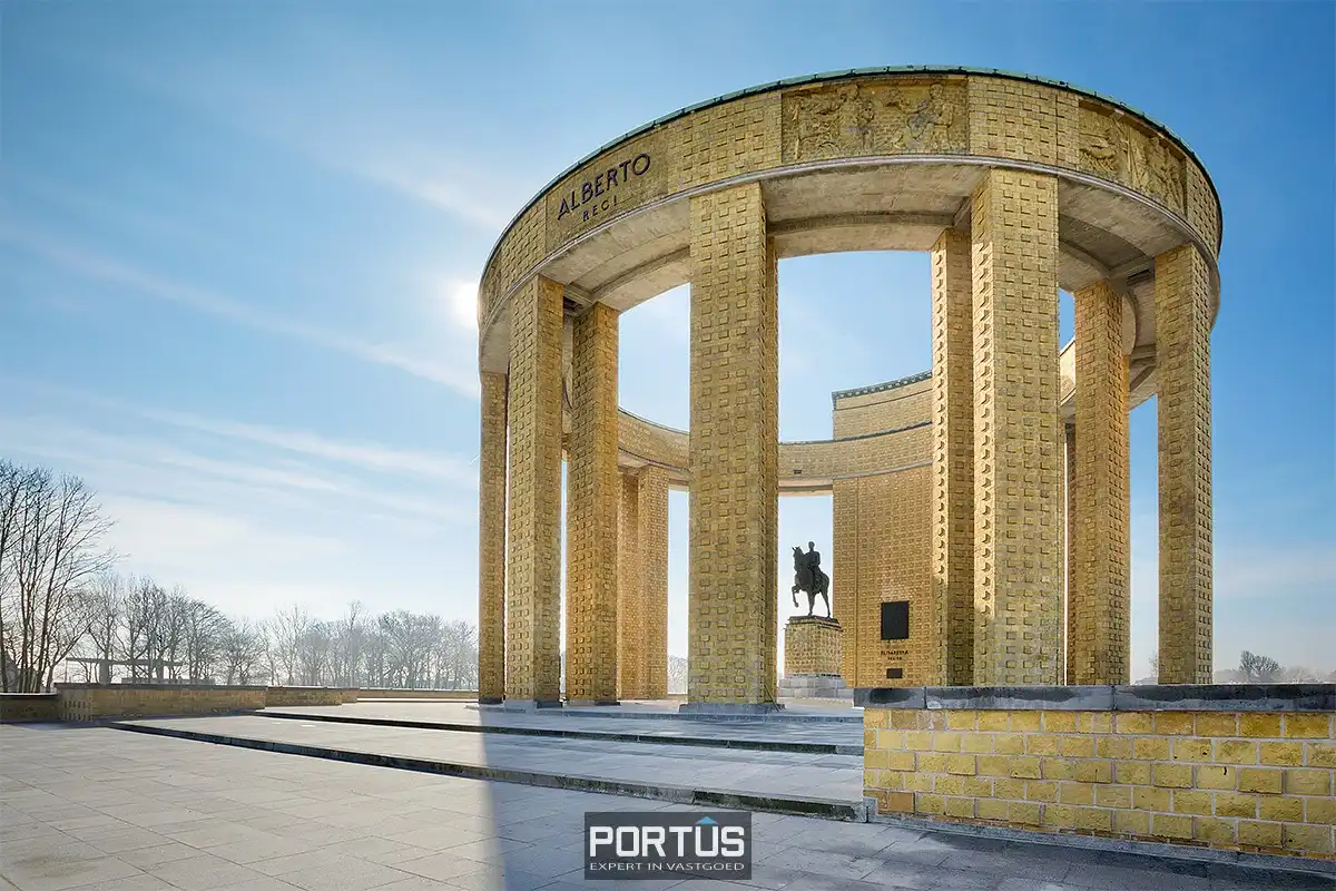 Nieuwbouwappartement te koop met 4 slaapkamers in Residentie Clement te Nieuwpoort foto 8