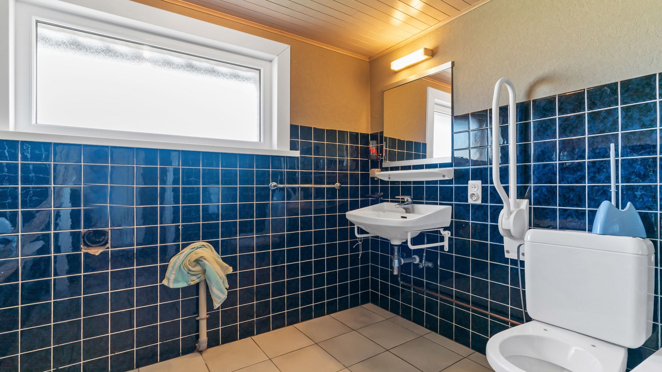 Te renoveren woning met vrij zicht over weilanden foto 10