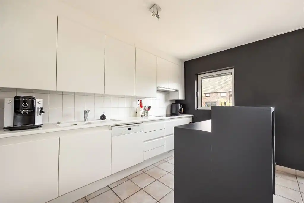Perfect onderhouden en instapklare split-level woning foto 5