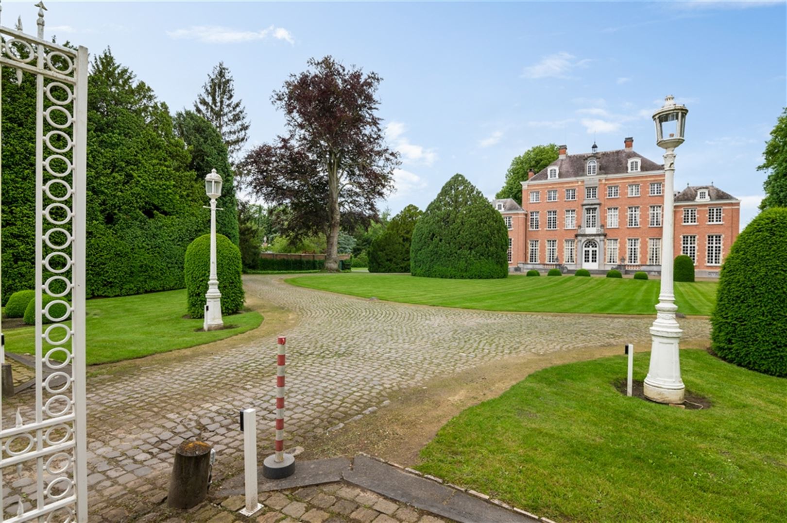 Kantoor in koetswoning op het prachtige kasteeldomein Belvédère foto 5