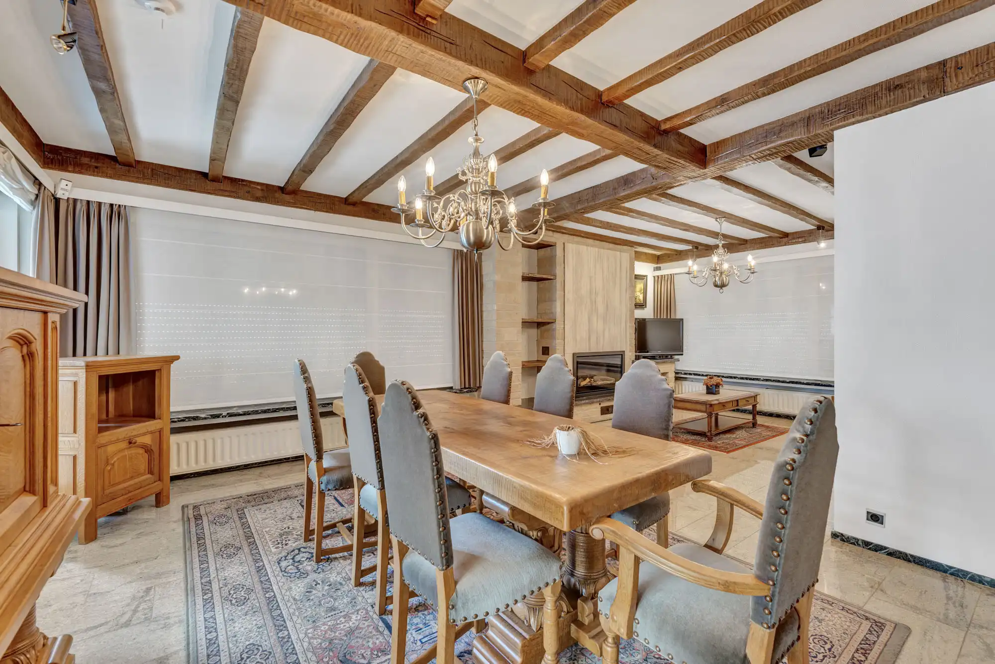 UNIEKE BUITENKANS! Instapklare bungalow met loods/bouwgrond foto 9