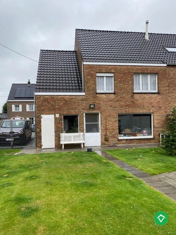 Halfopen bebouwing met 3 slaapkamers en een garage te Koekelare  foto 21