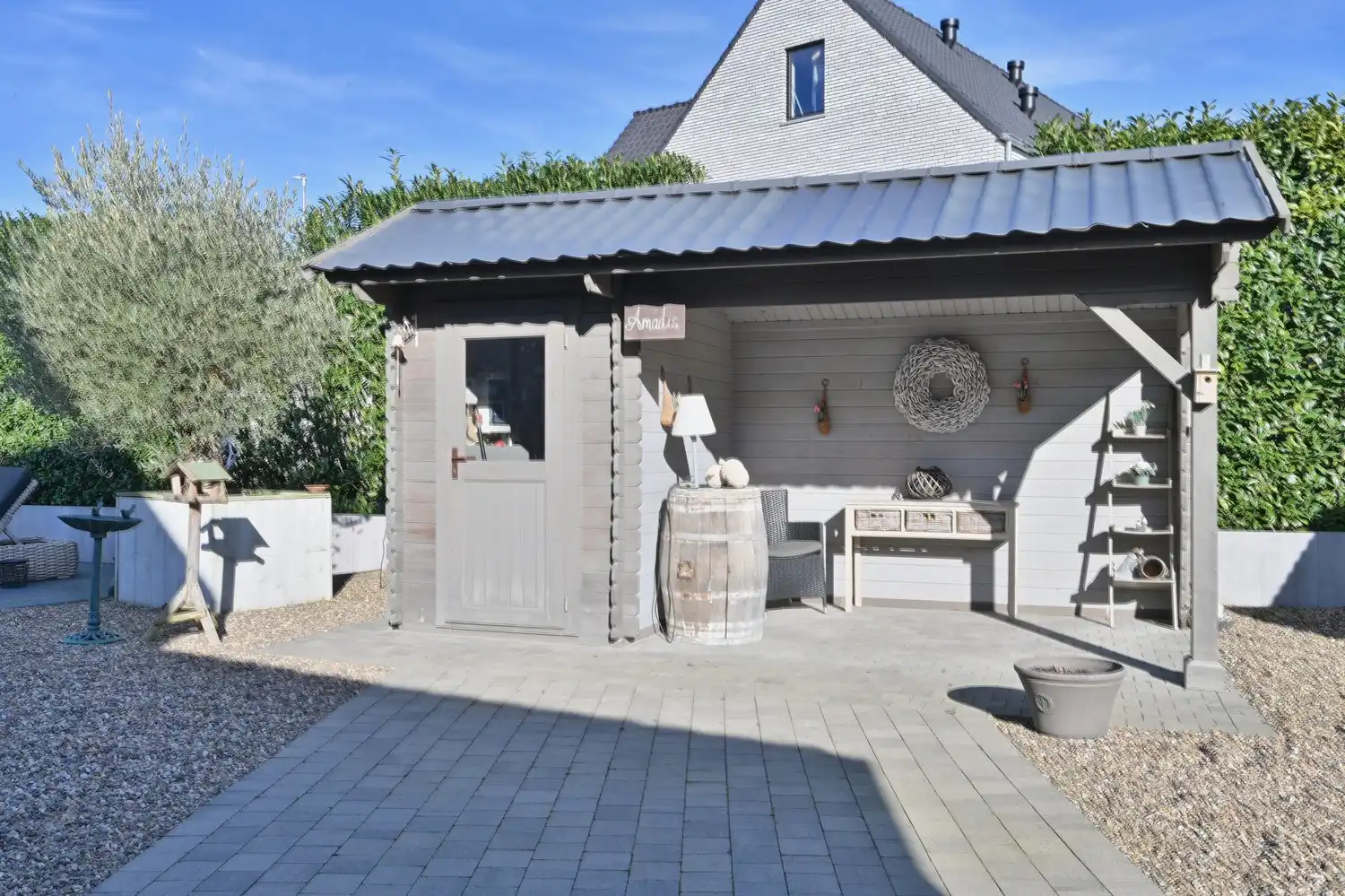 Karaktervolle woning met B&B in Veldwezelt foto 38