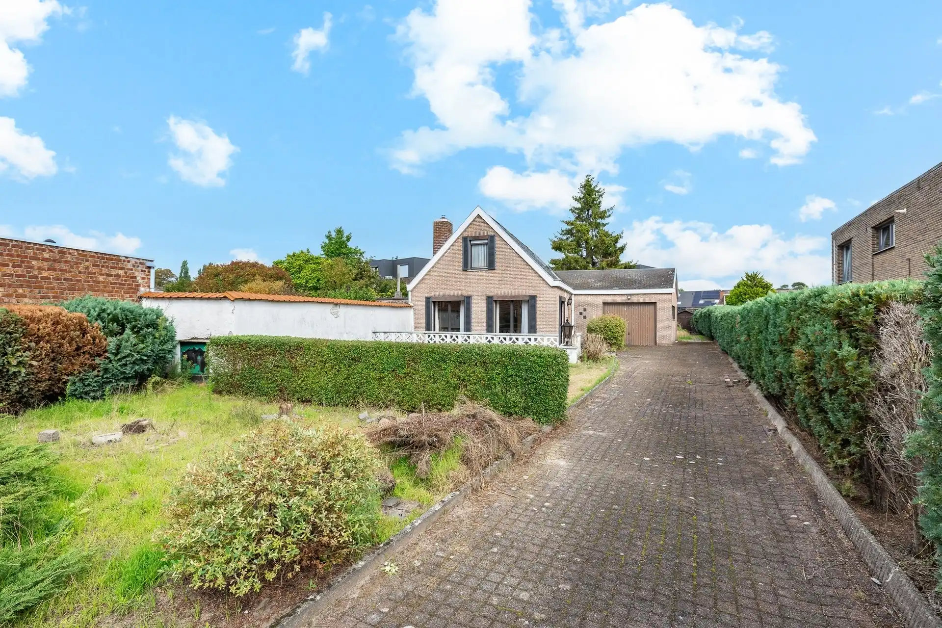 Te renoveren woning op toplocatie! foto 5