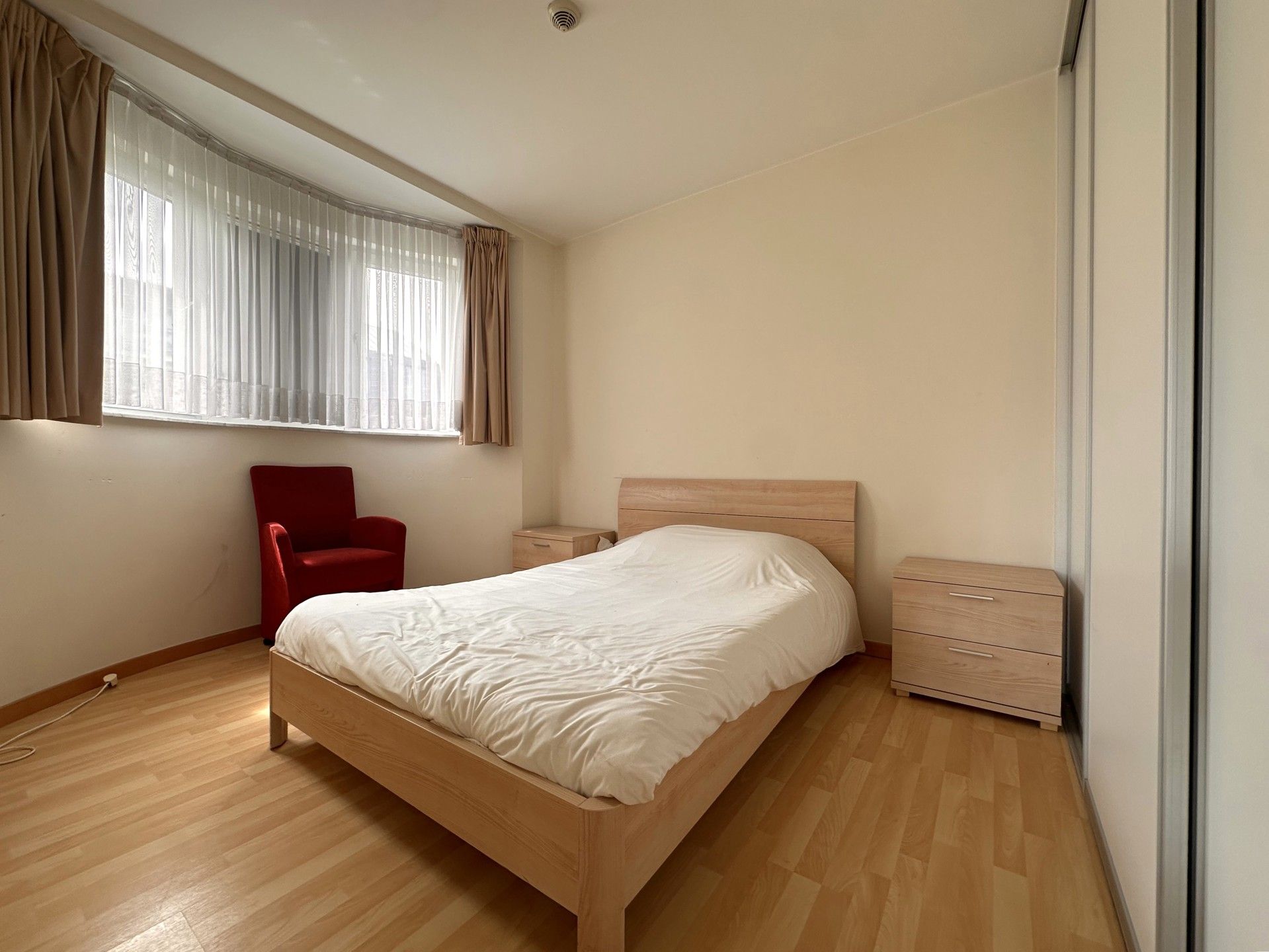 SCHAERBEEK – Instapklare 2-slaapkamerflat nabij Europese instellingen foto 8