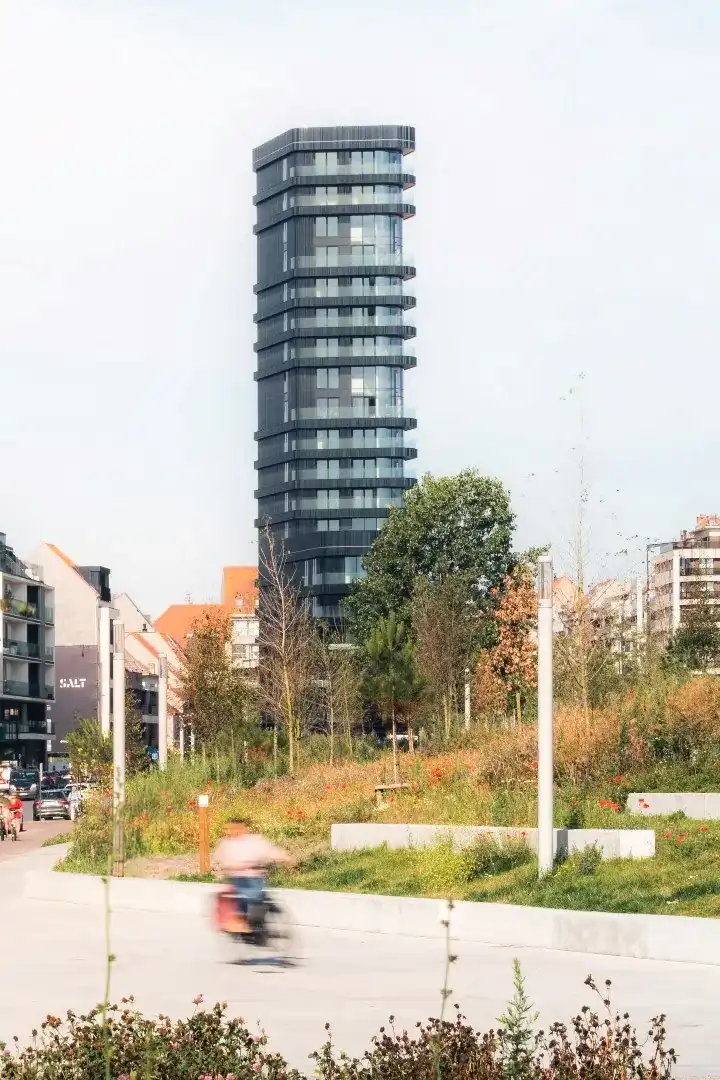 Handelspand van 206m² in de Heldentoren  foto 6