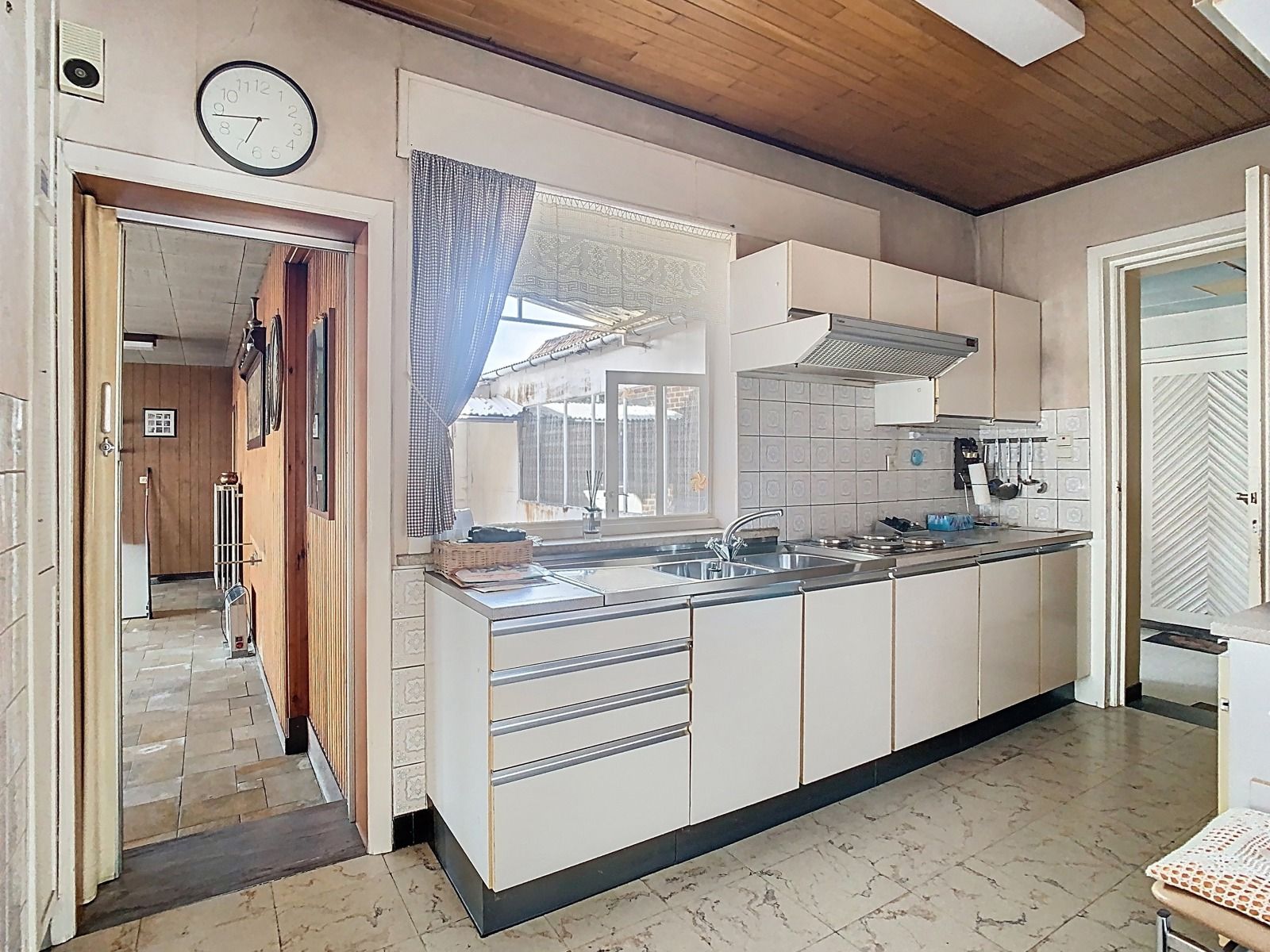Zéér Ruime Woning met voormalig Handelspand én Tuin! foto 7
