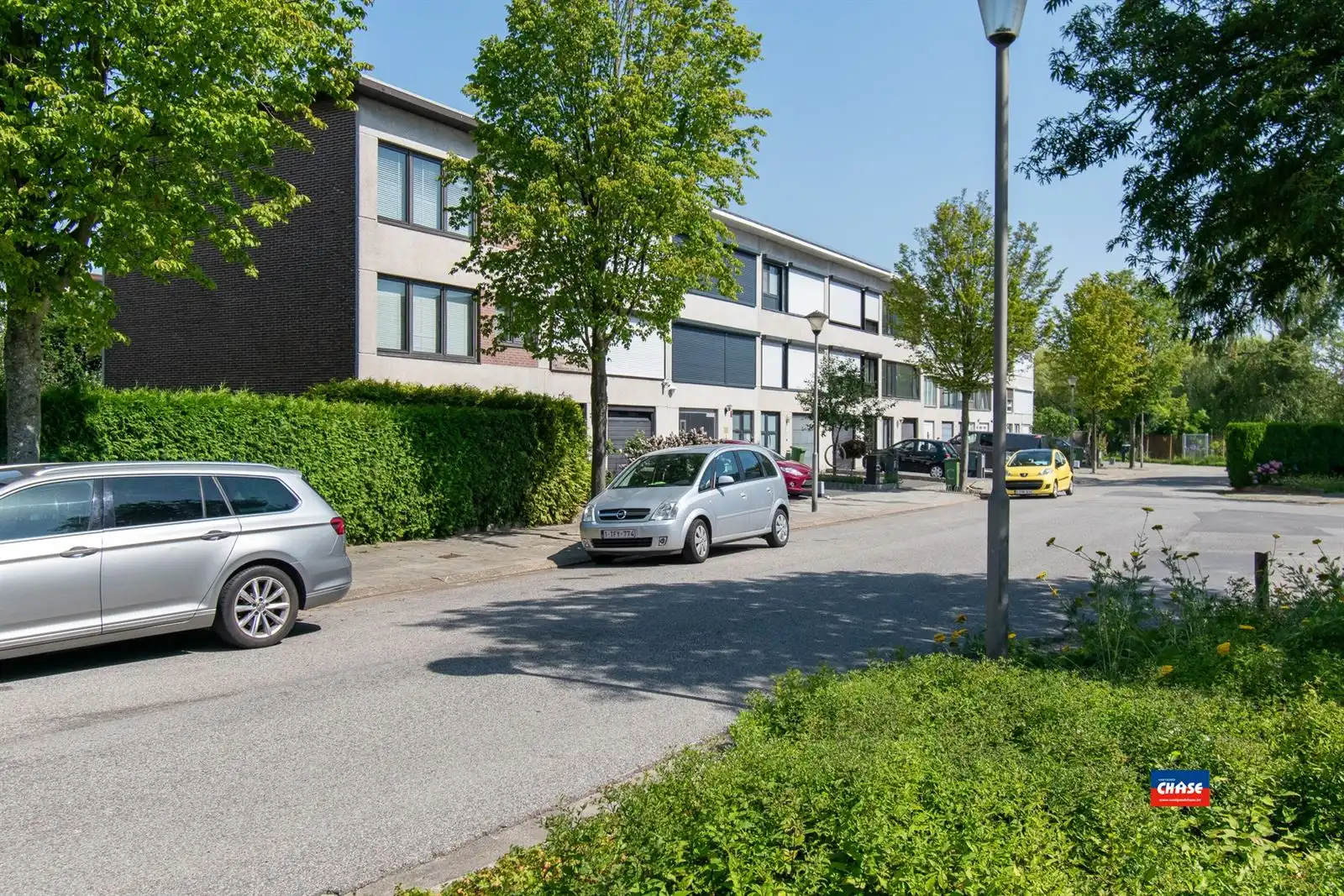 HOB Bel-étage met 3 slaapkamers, garage en tuin foto 22
