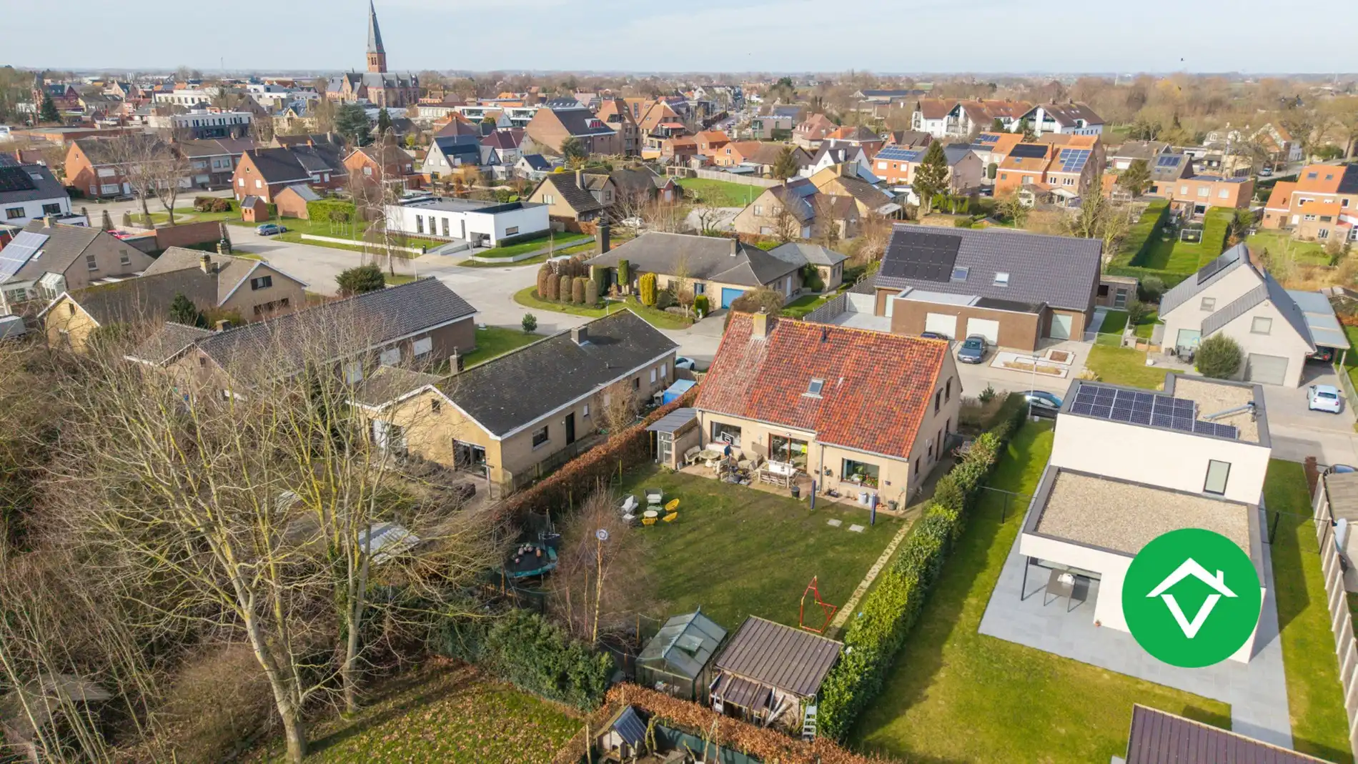 Alleenstaande woning met 5 slaapkamers en garage te Koekelare foto 23