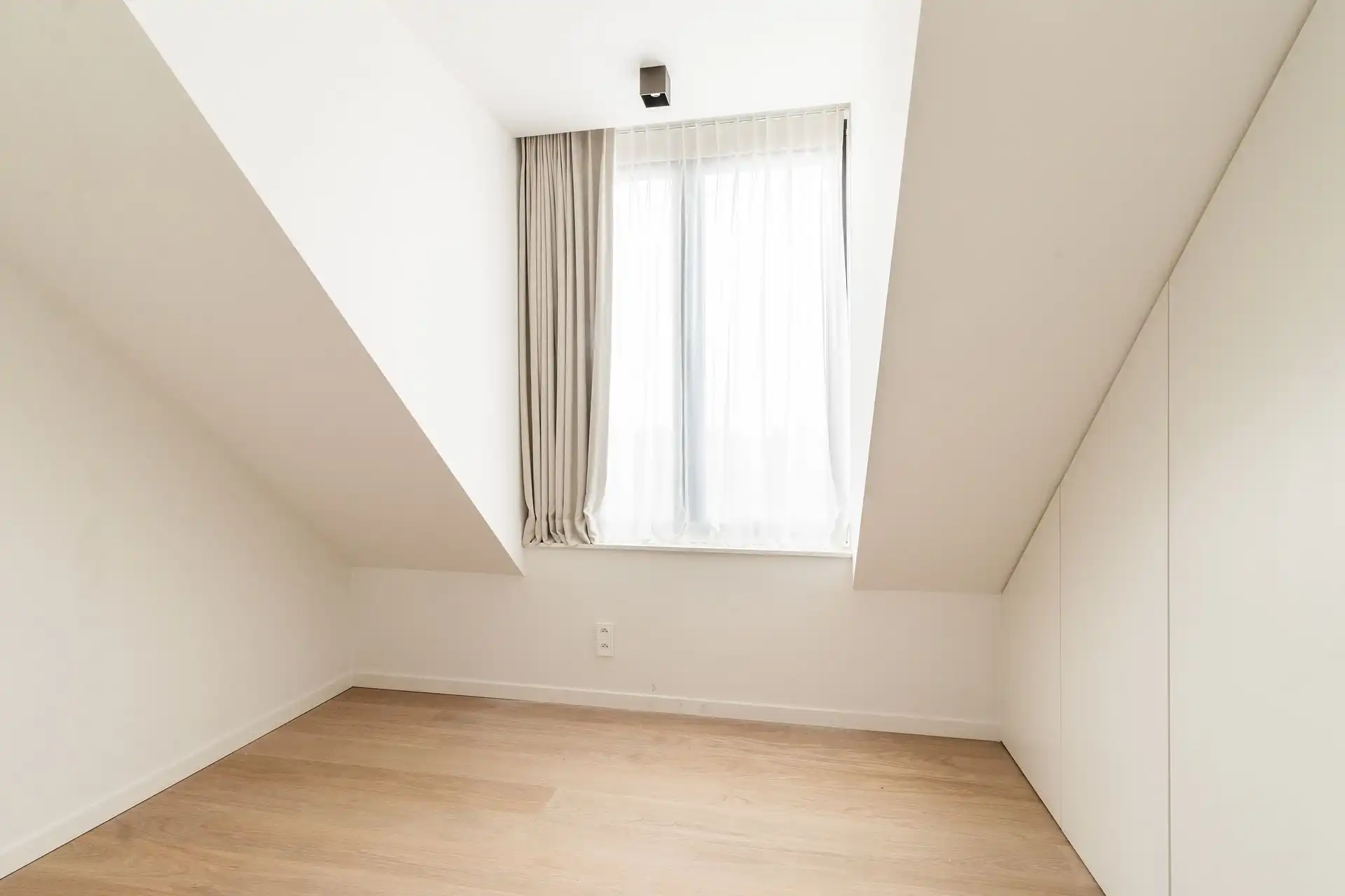 Modern en energiezuinig duplexappartement in Wilrijk foto 9