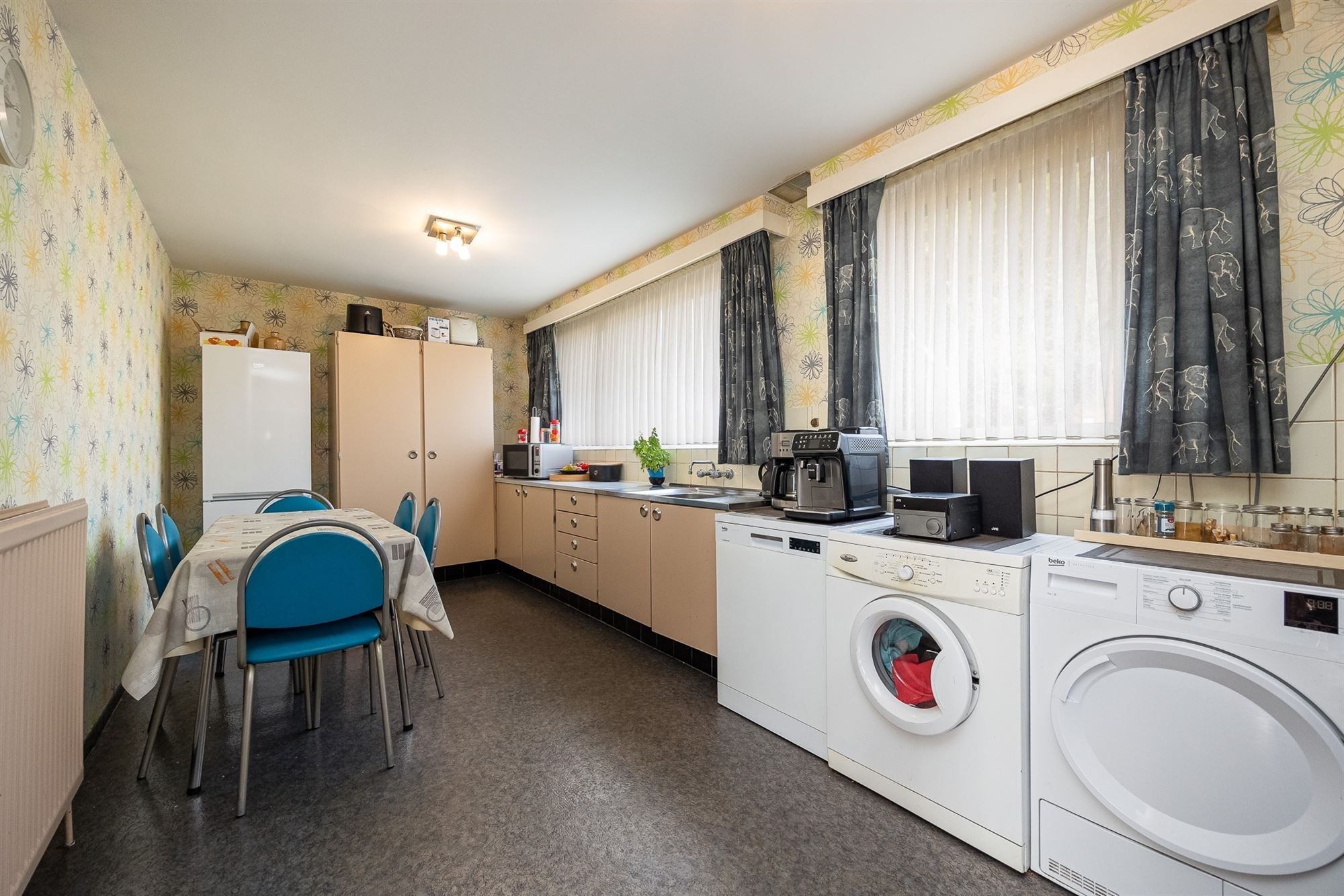 Halfopen gezinswoning met 4 slaapkamers foto 8
