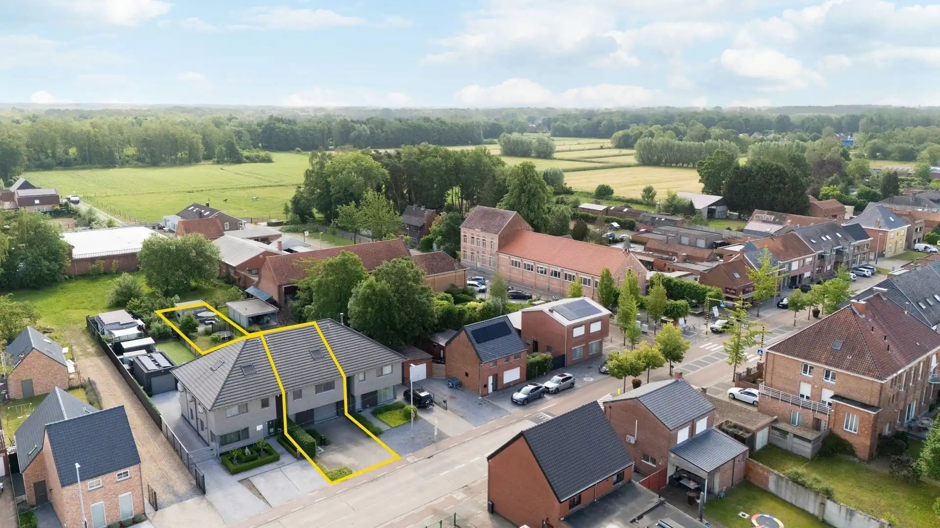 Uitstekend gelegen gezinswoning met inpandige garage en mooi aangelegde tuin (430m²) foto 28